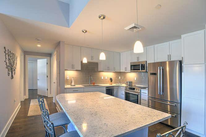 45 Asheland Avenue Unit 305 *