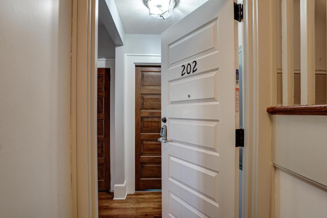Historic King 202 Holiday home Asheville