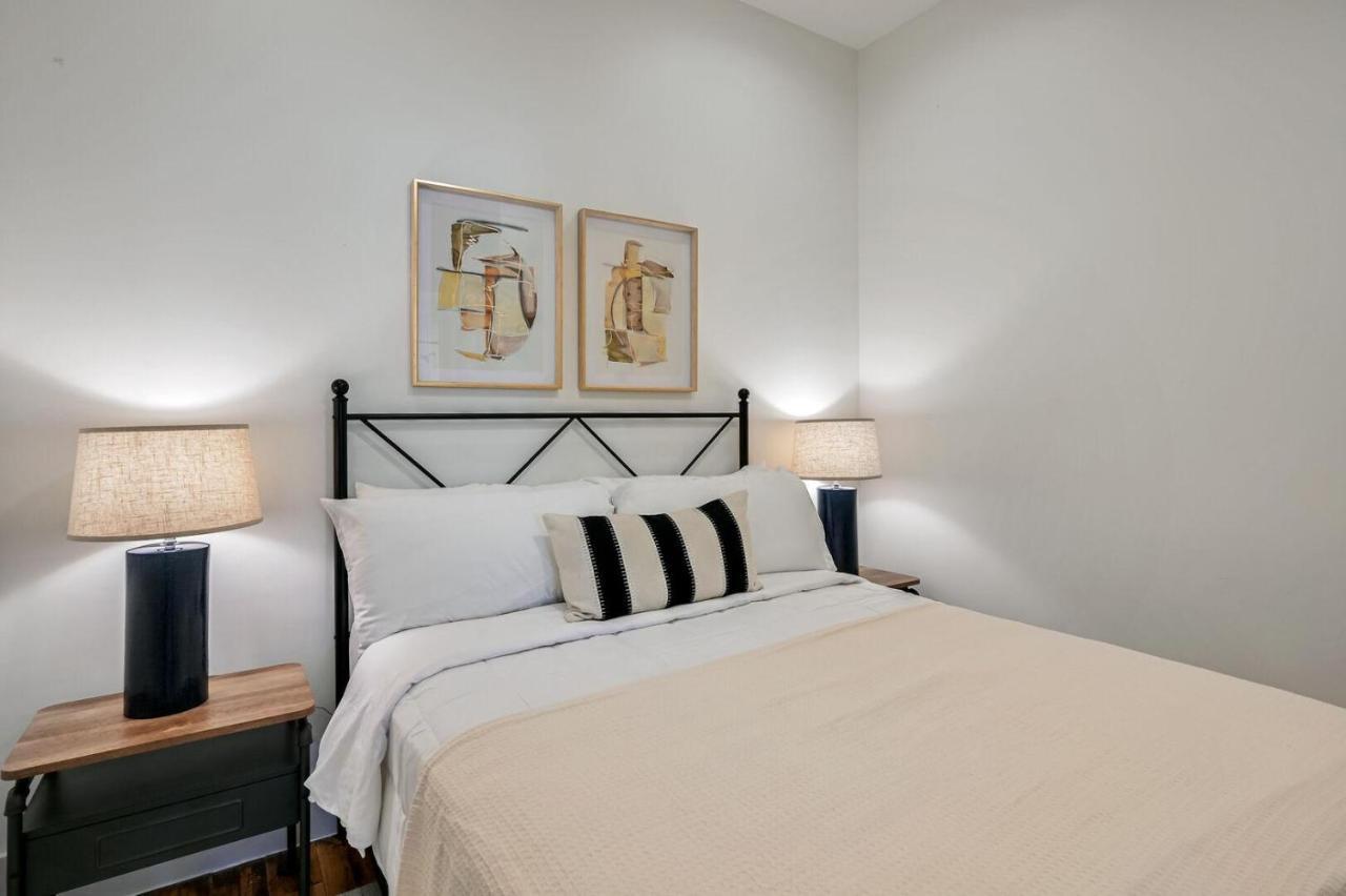 Impressive 2 Bed 2 And A Half Bath Center With Ev Charger Asheville