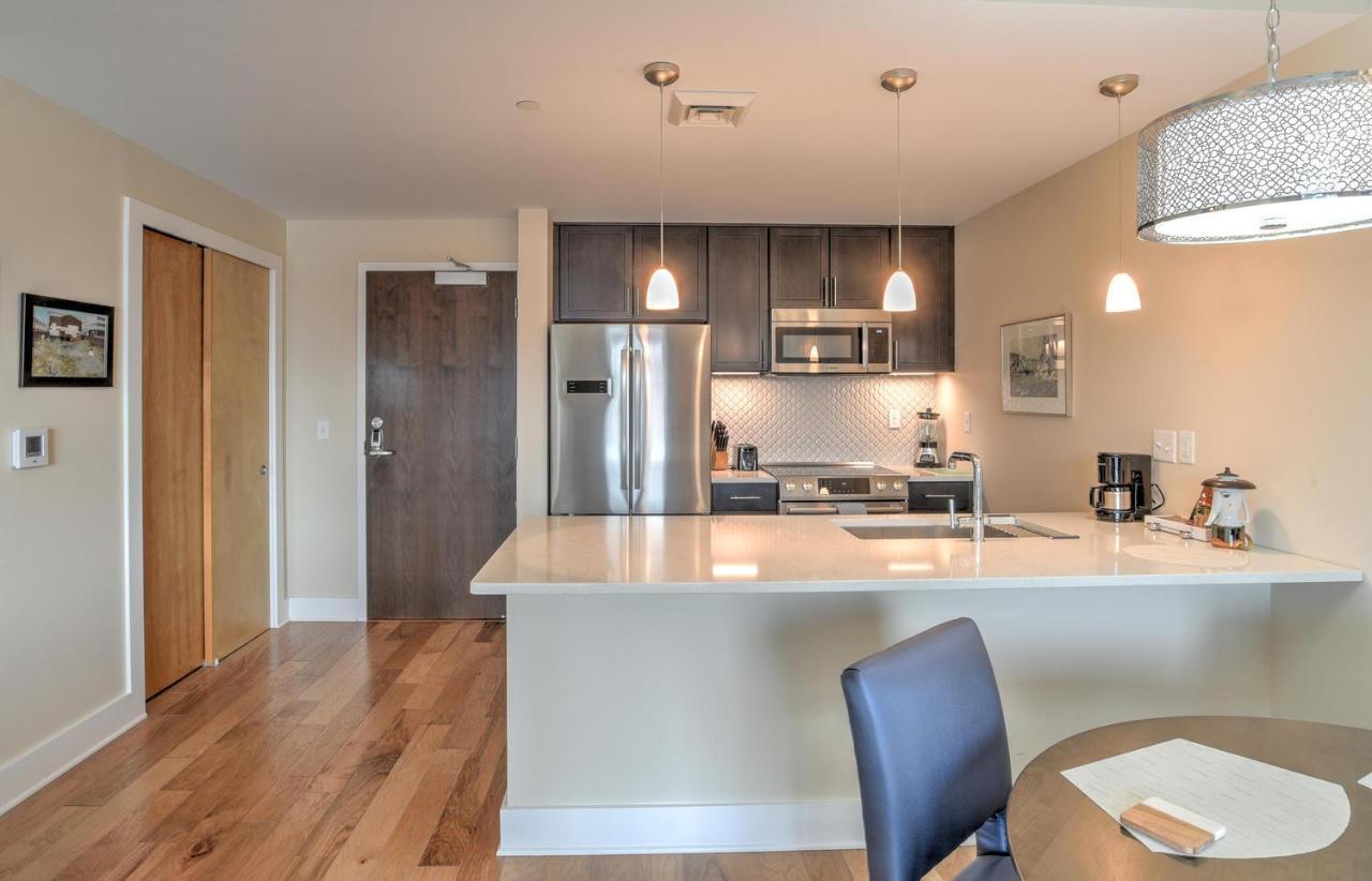 45 Asheland Avenue Unit 402