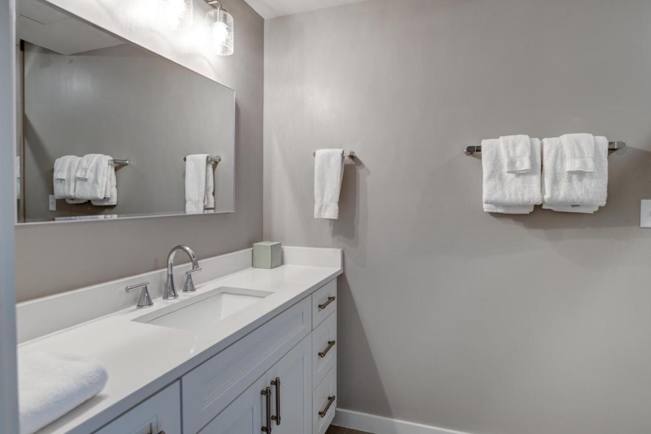 Incredible South Slope Townhome With Private Elevator Unit 106 Holiday home