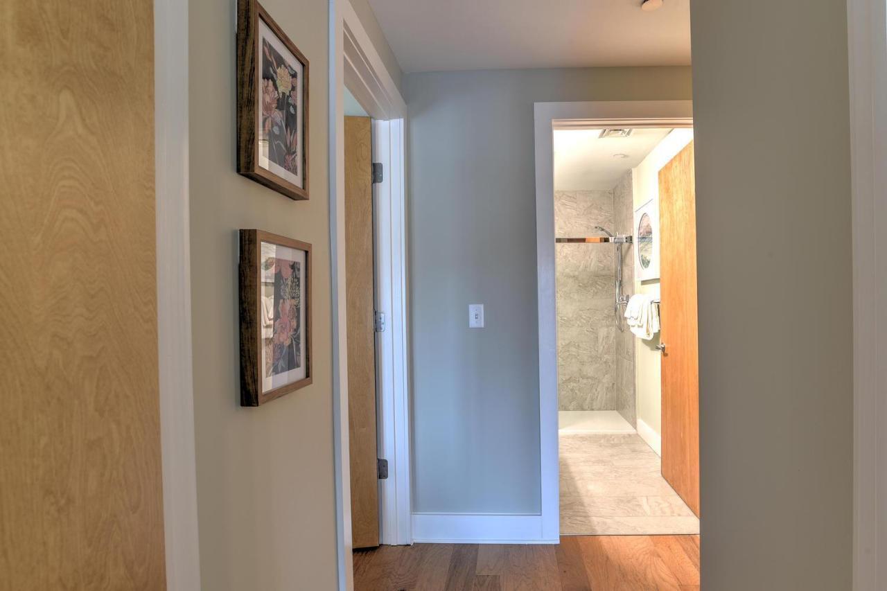 45 Asheland Avenue Unit 403