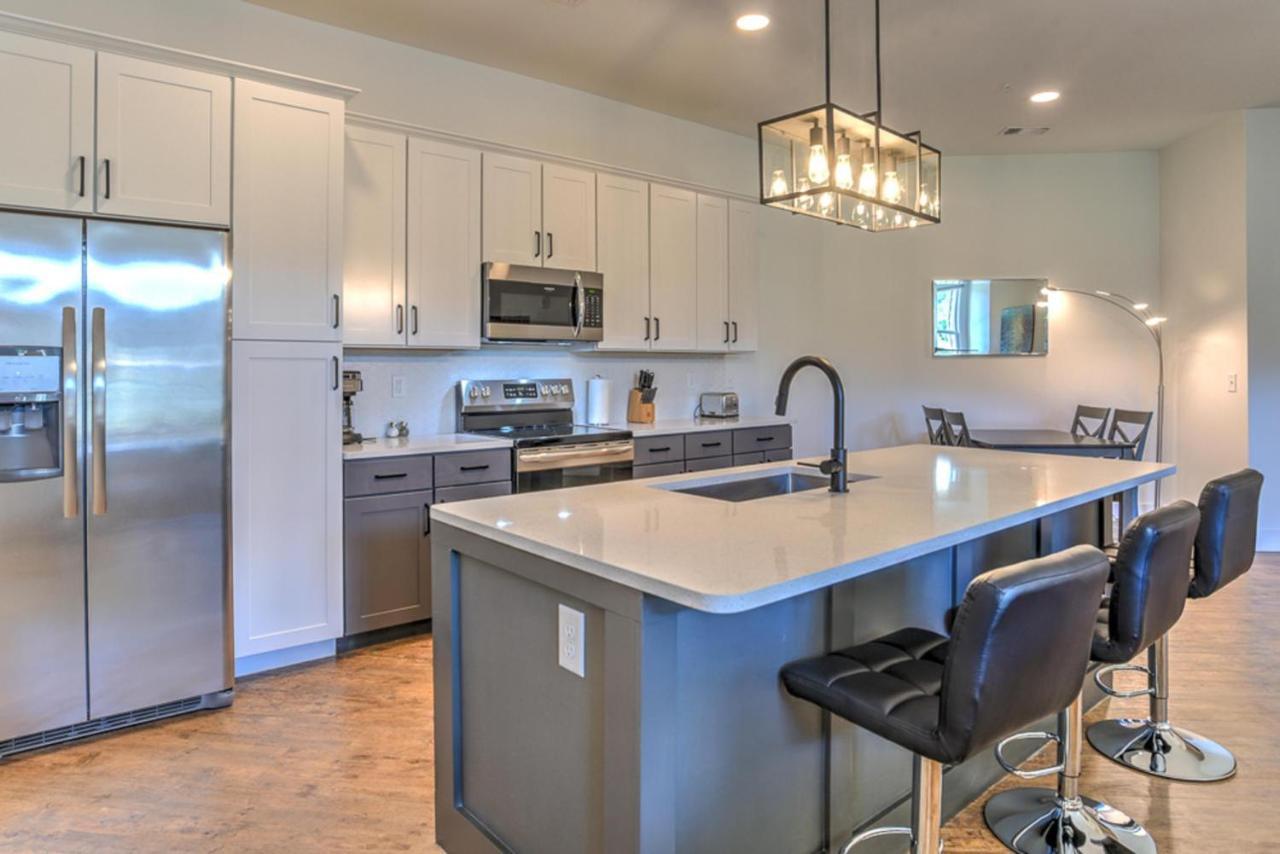 55 South Market 201 Holiday home Asheville