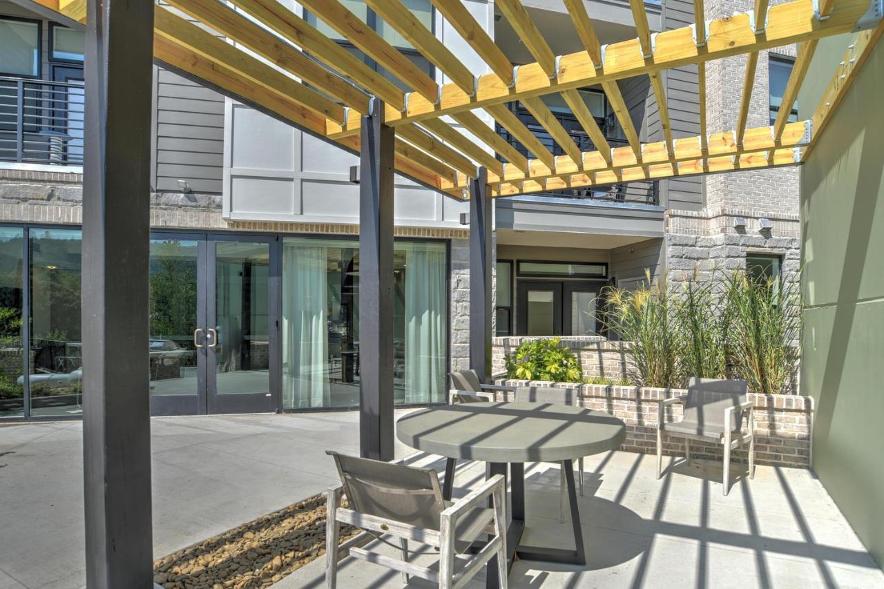 55 South Market 201 Asheville
