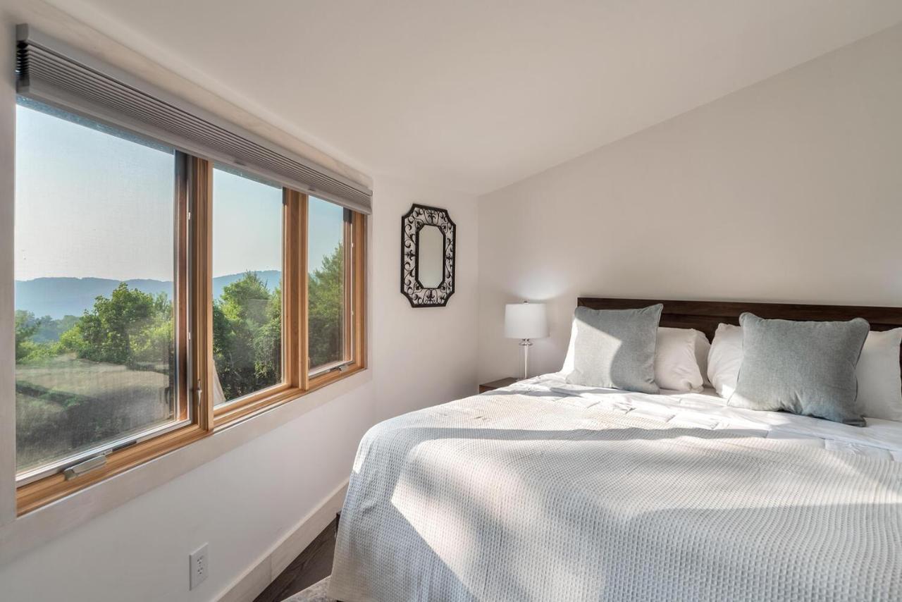Amazing Town Mountain Getaway Holiday home Asheville