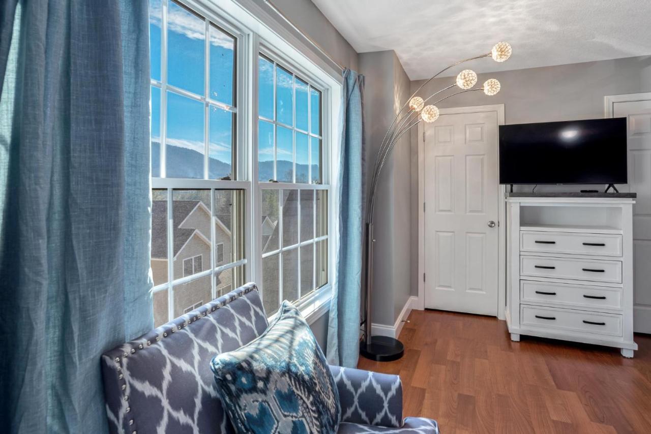 Wonderful With Hot Tub 5 Min To Downtown Holiday home