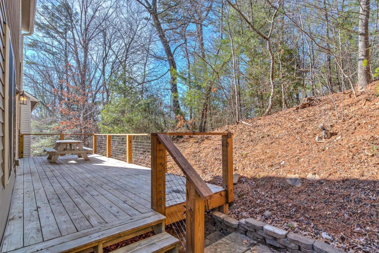 Wonderful With Hot Tub 5 Min To Downtown Holiday home Asheville