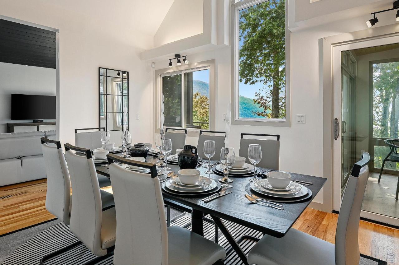 Simply Stunning Off Blue Ridge Pkwy Holiday home *