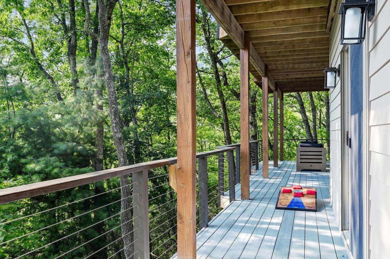 Simply Stunning Off Blue Ridge Pkwy Holiday home Asheville