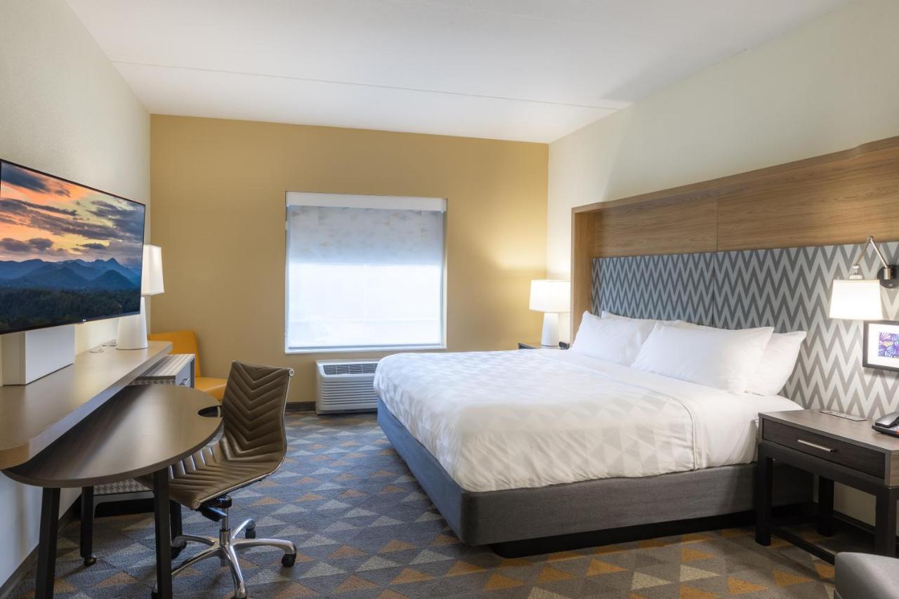 The Scenic At Biltmore Village 3*