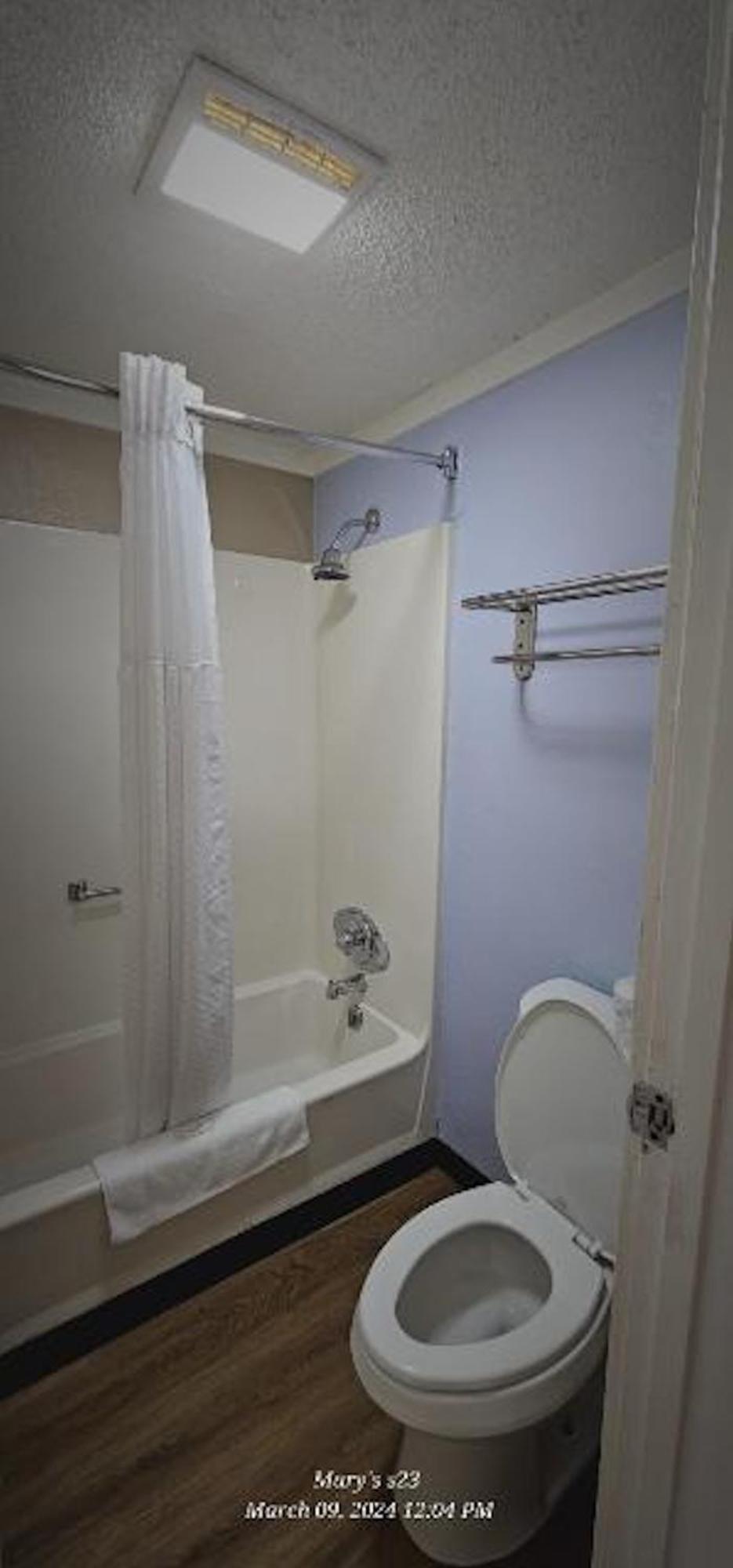 Super 8 By Wyndham Asheville/biltmore Hotel 2*