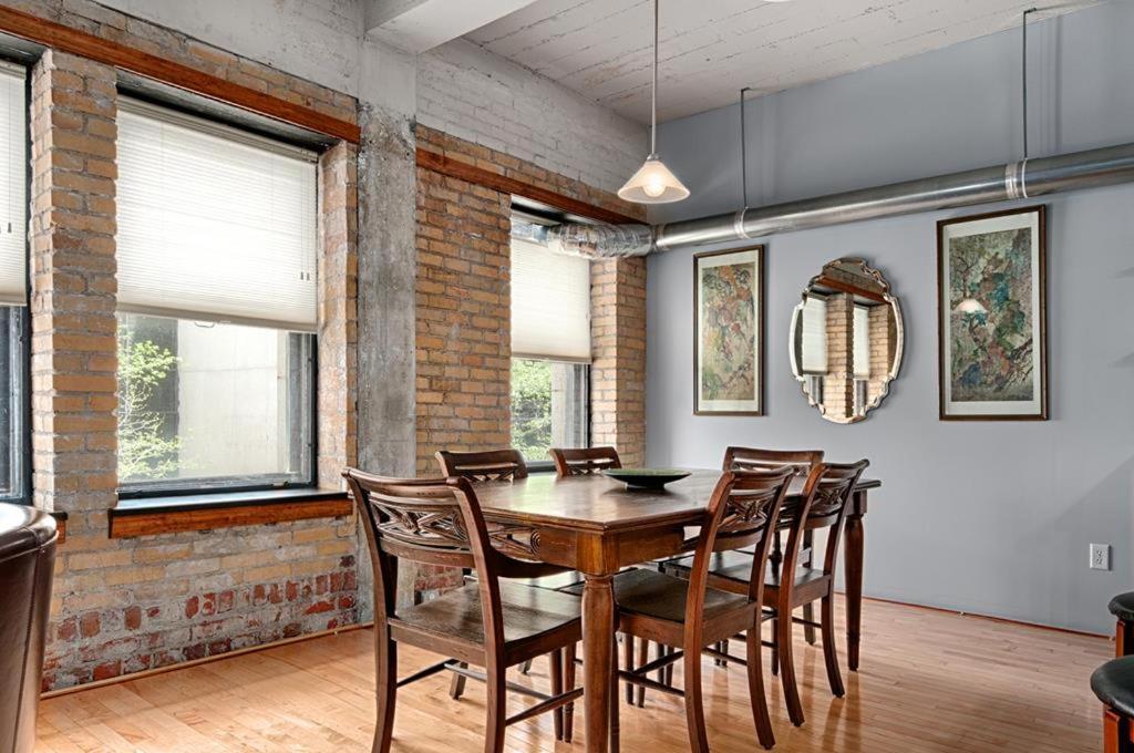 Colby Loft Apartment