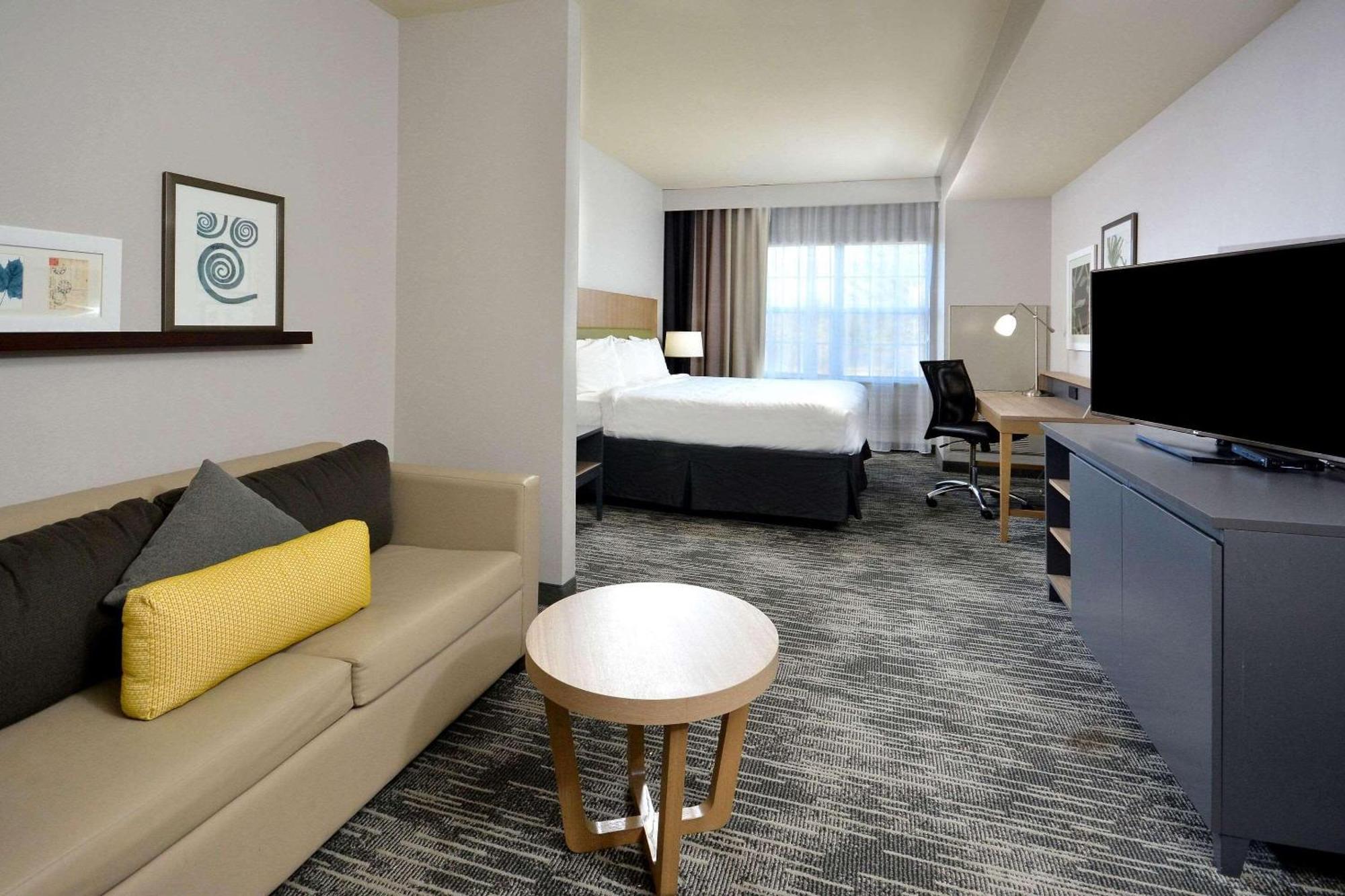 Country & By Radisson, West Near Biltmore 3* Asheville