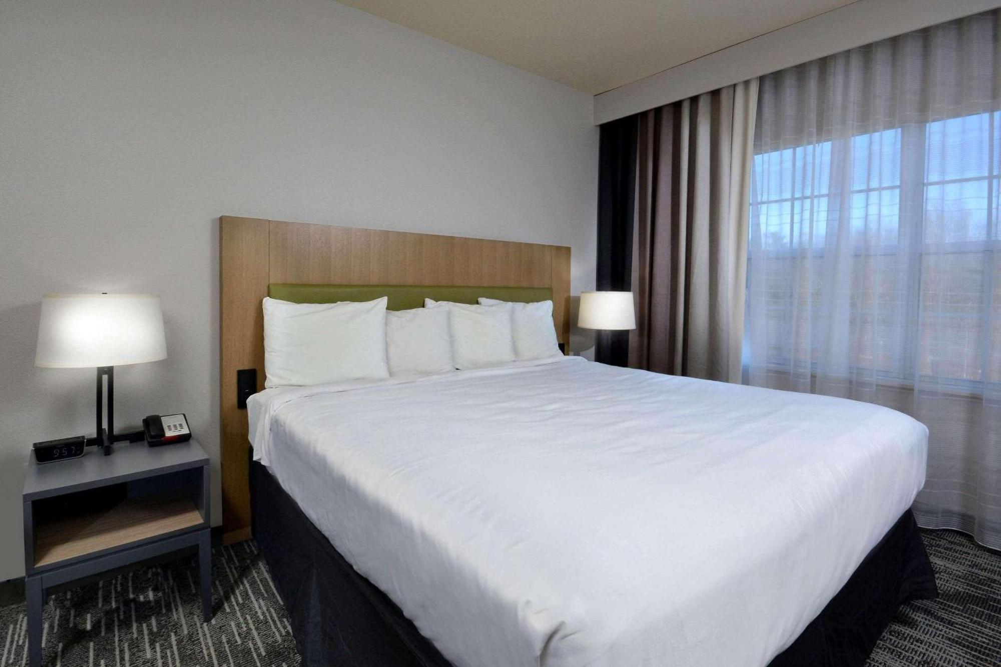 Country & By Radisson, West Near Biltmore Hotel Asheville