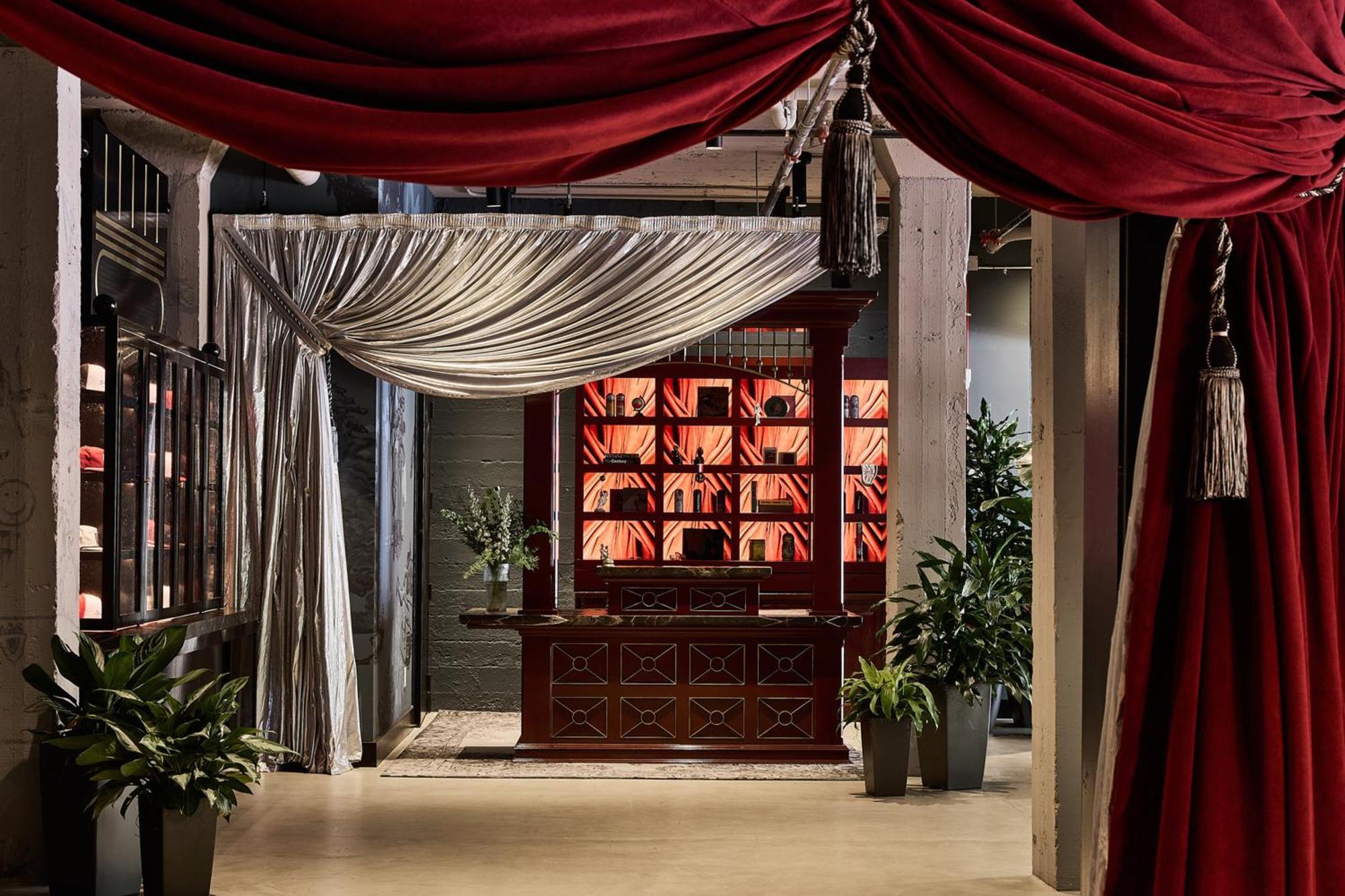 Hotel The Radical 4*