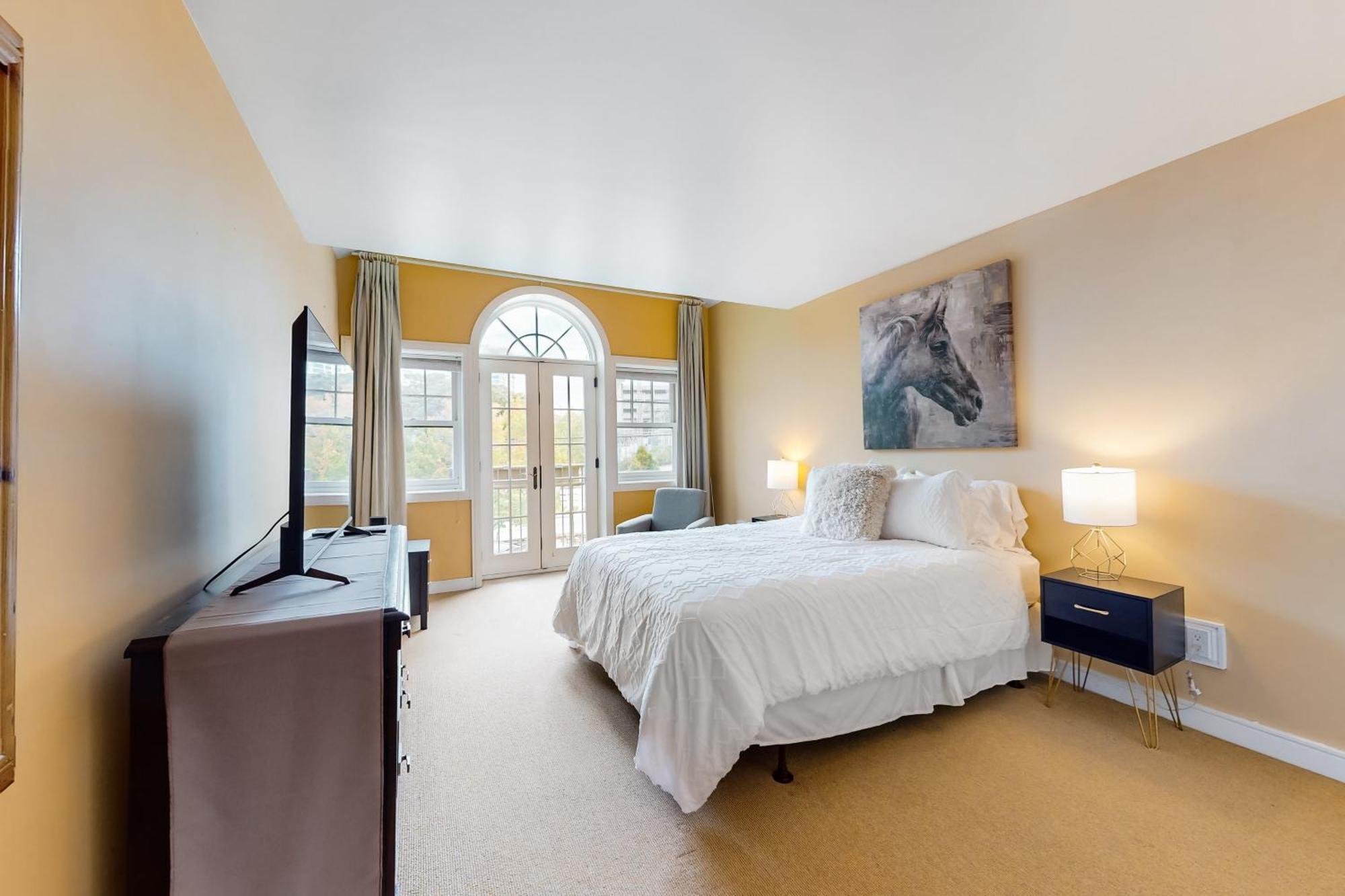 Hiawassee E302 Apartment Asheville
