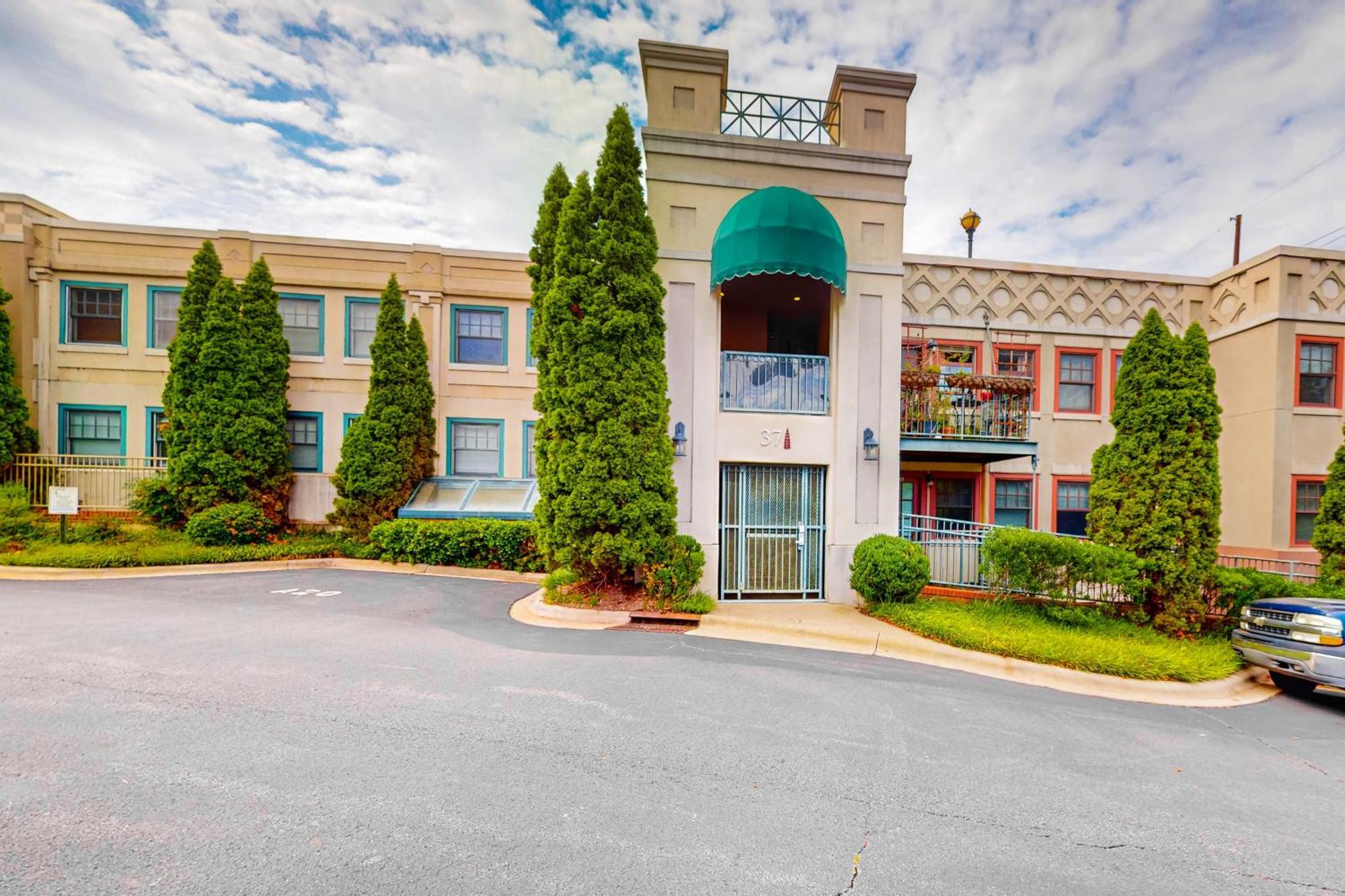 Hiawassee E302 Asheville