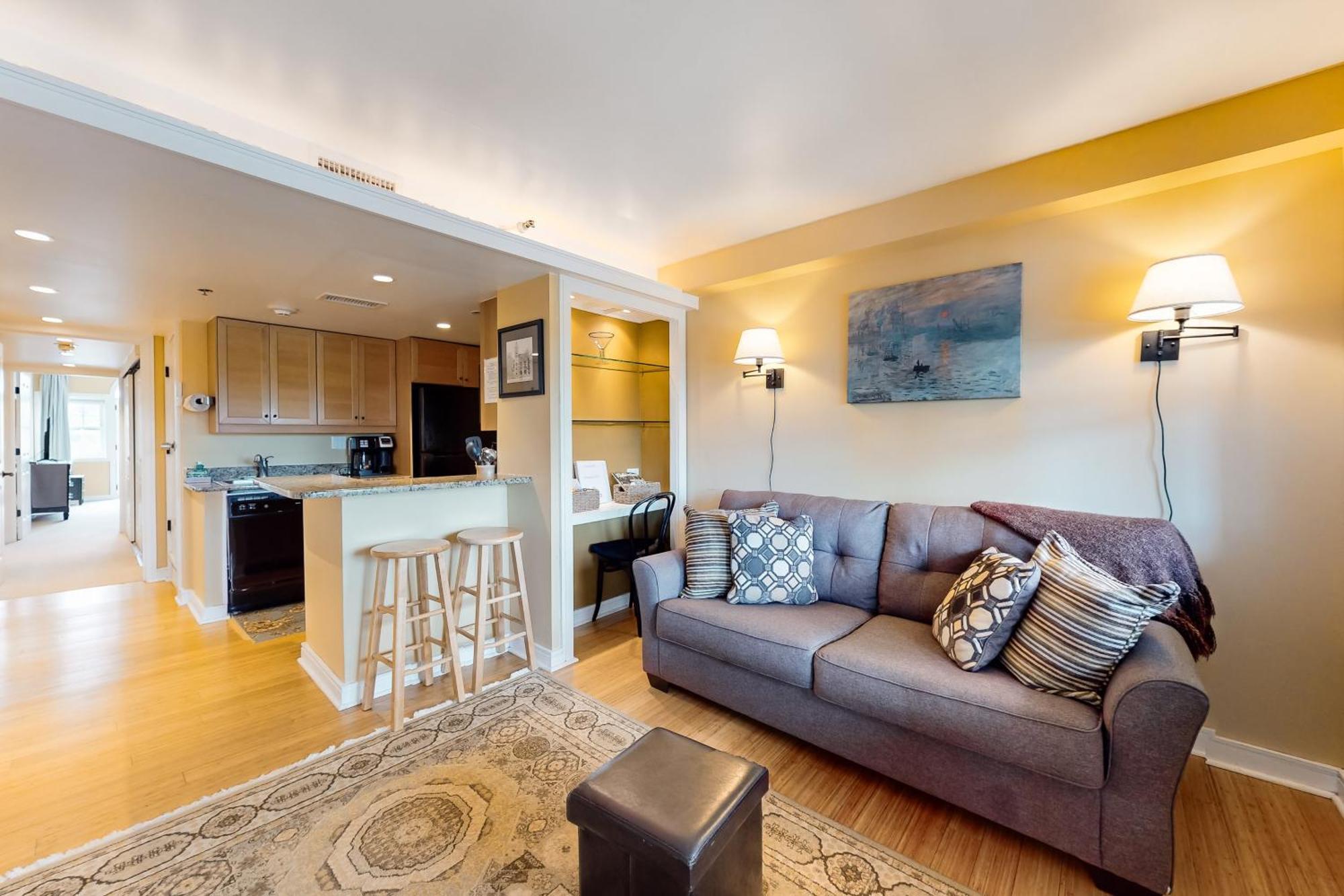 Hiawassee E302 Apartment *
