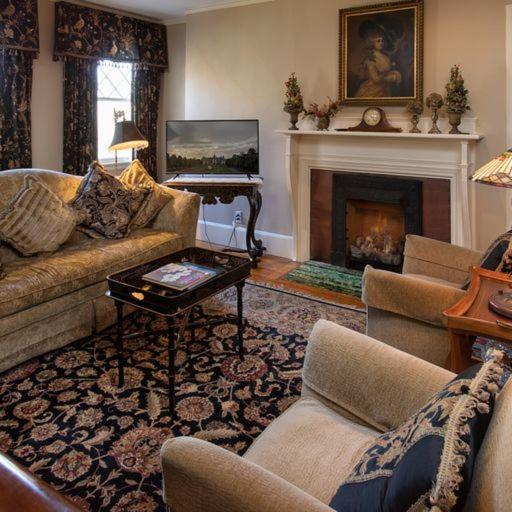 Bed & Breakfast Black Walnut B&B Inn 4*