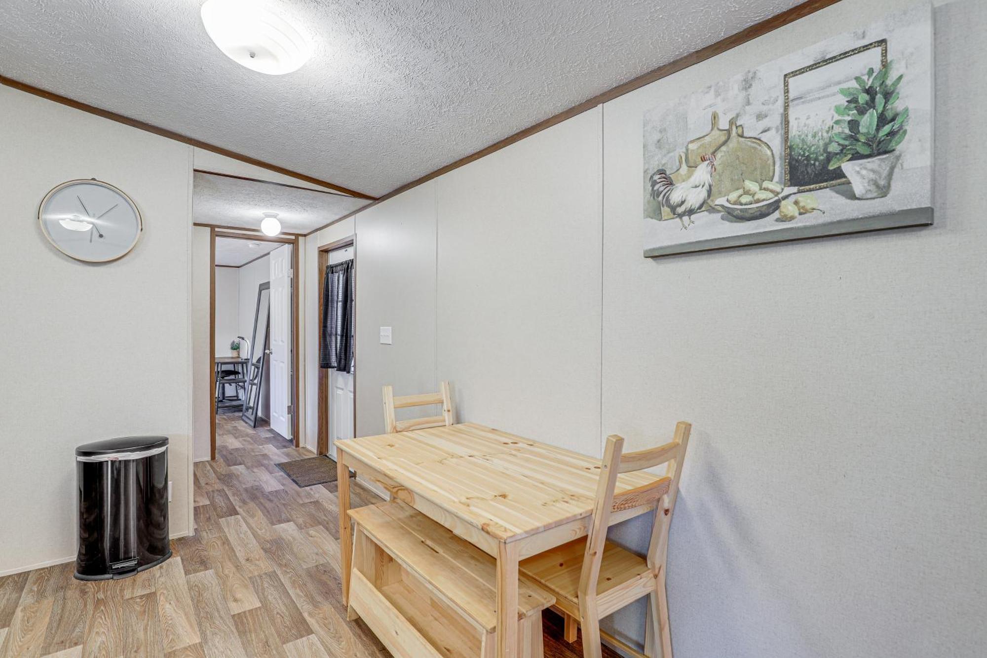 Pet-friendly About 5 Mi To Blue Ridge Parkway! Asheville