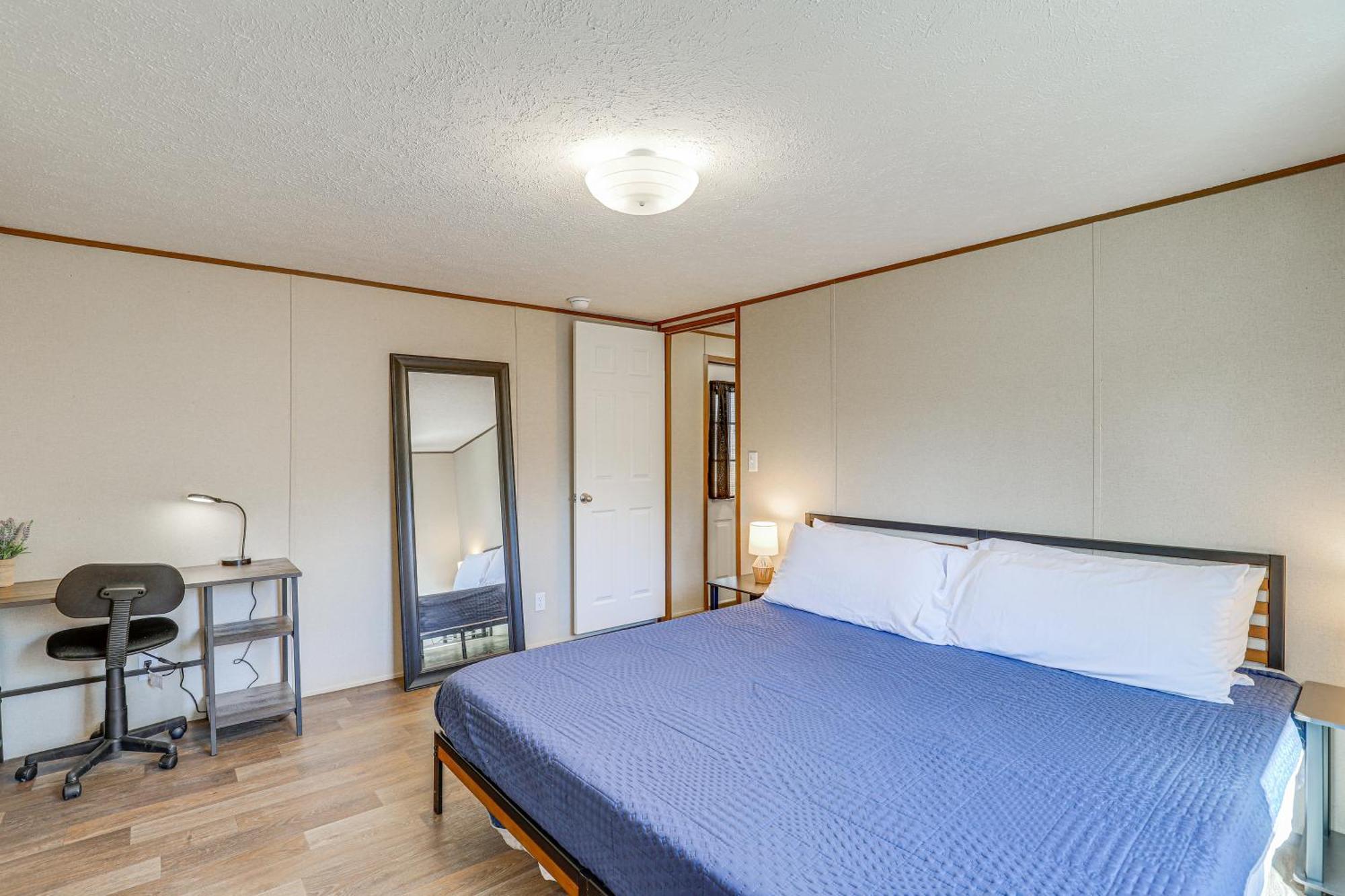 Pet-friendly About 5 Mi To Blue Ridge Parkway! Holiday home Asheville