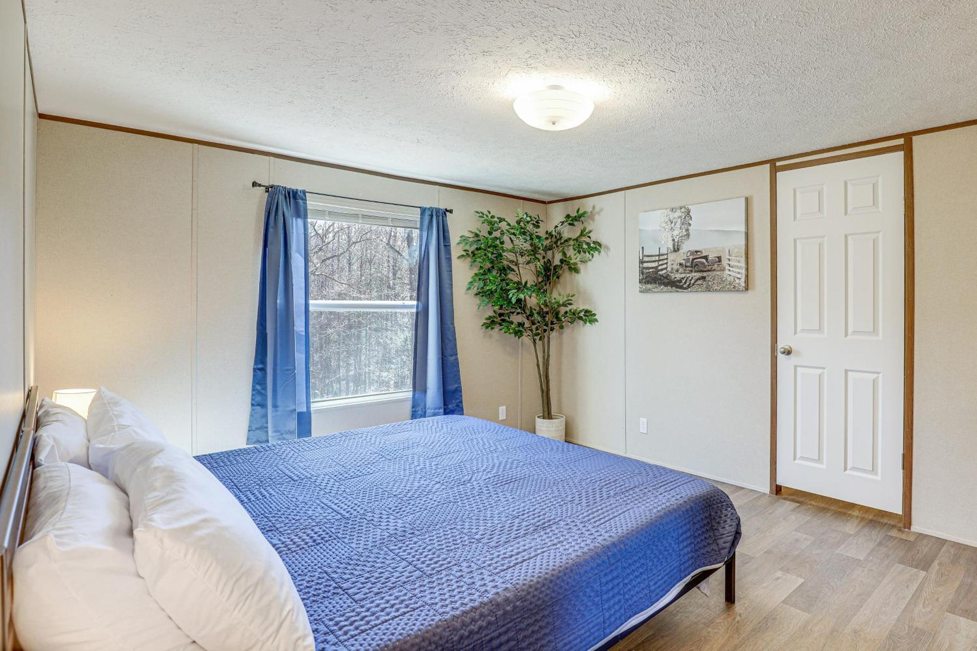 Pet-friendly About 5 Mi To Blue Ridge Parkway! Holiday home *