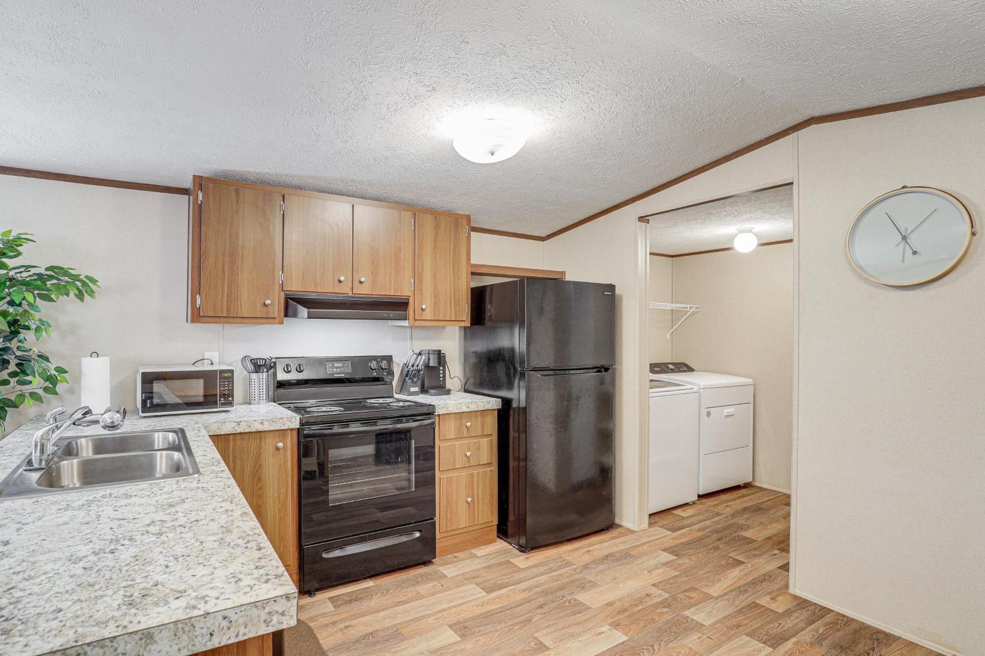 Pet-friendly About 5 Mi To Blue Ridge Parkway! *