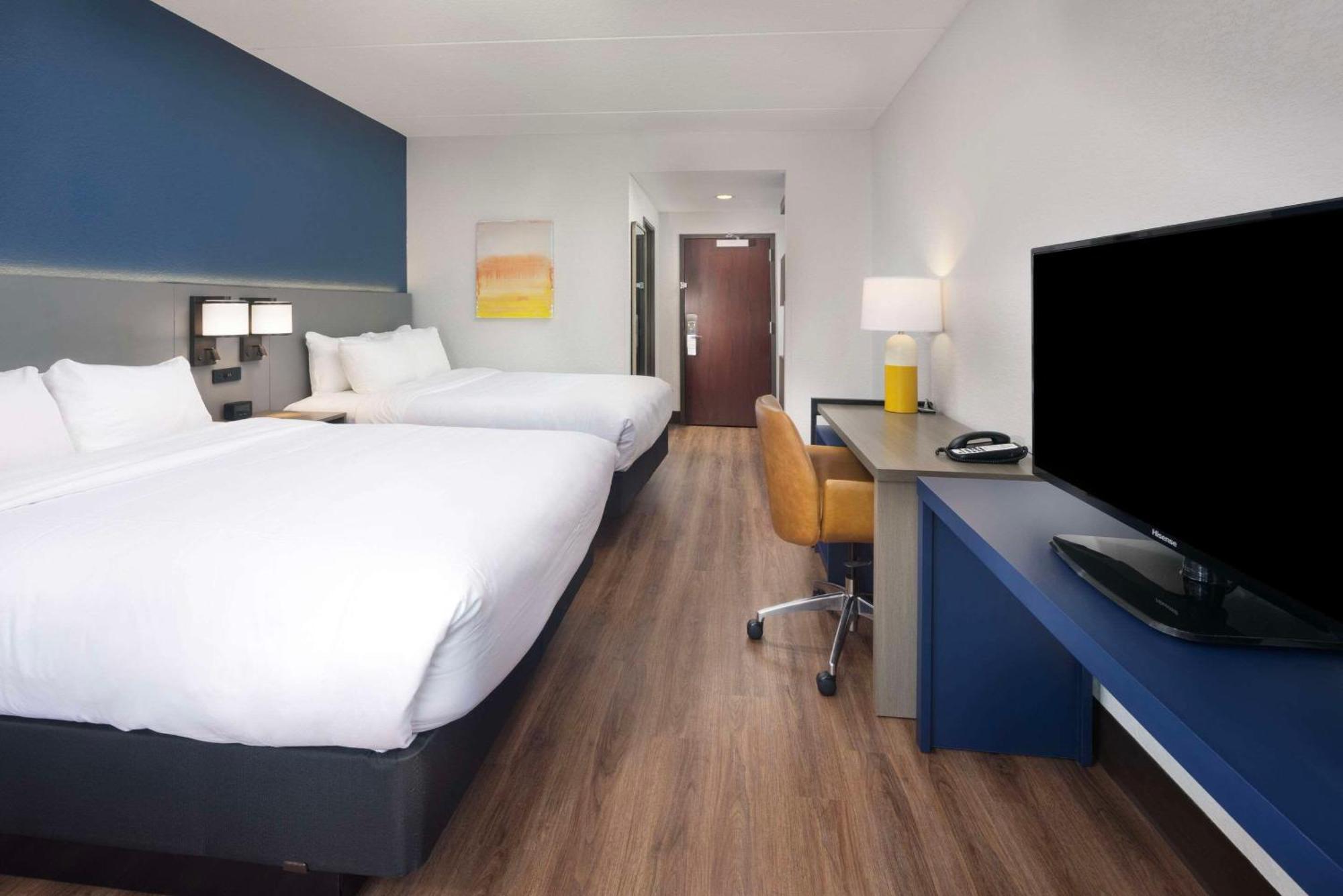 Hotel Comfort Outlet Center 3*