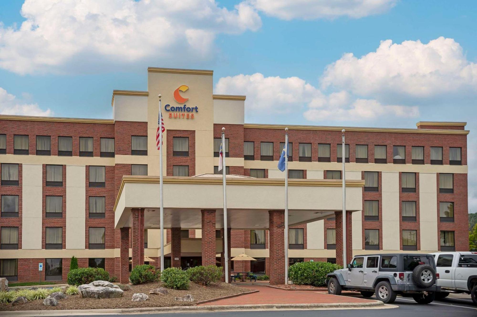 Comfort Outlet Center Asheville