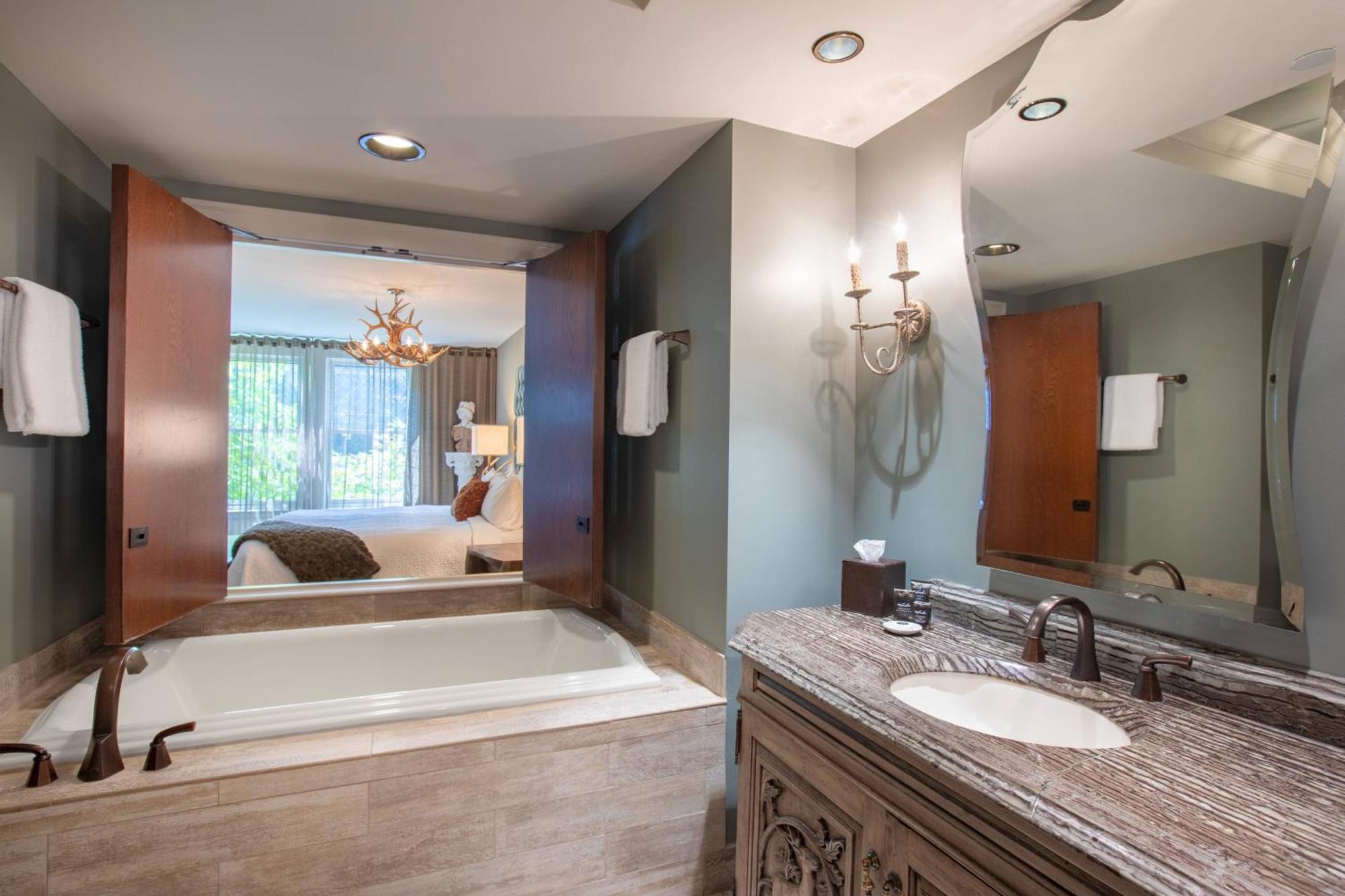 Grand Bohemian Asheville, Autograph Collection Hotel 4*