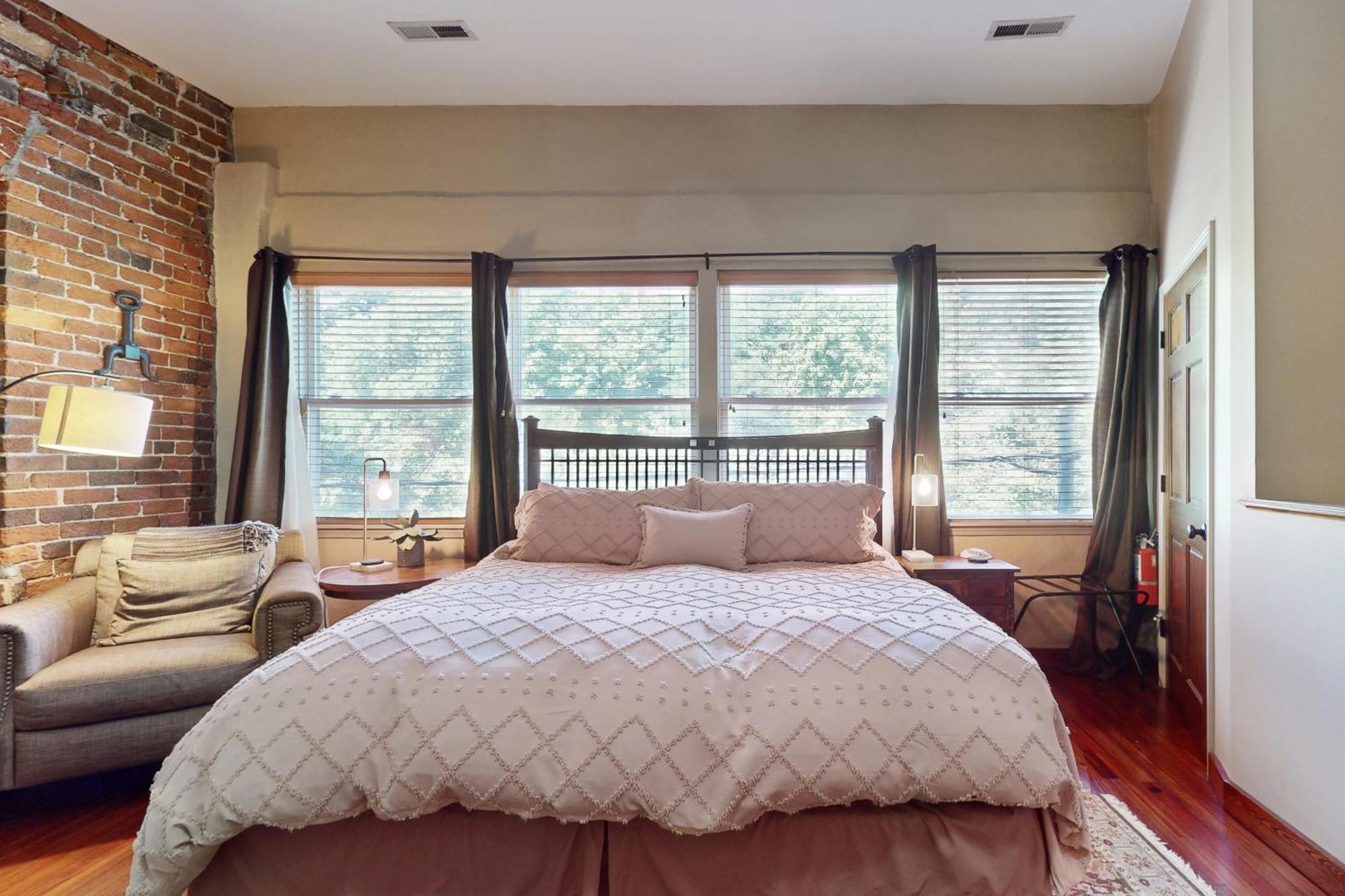 Lofts On Lexington Apartment *