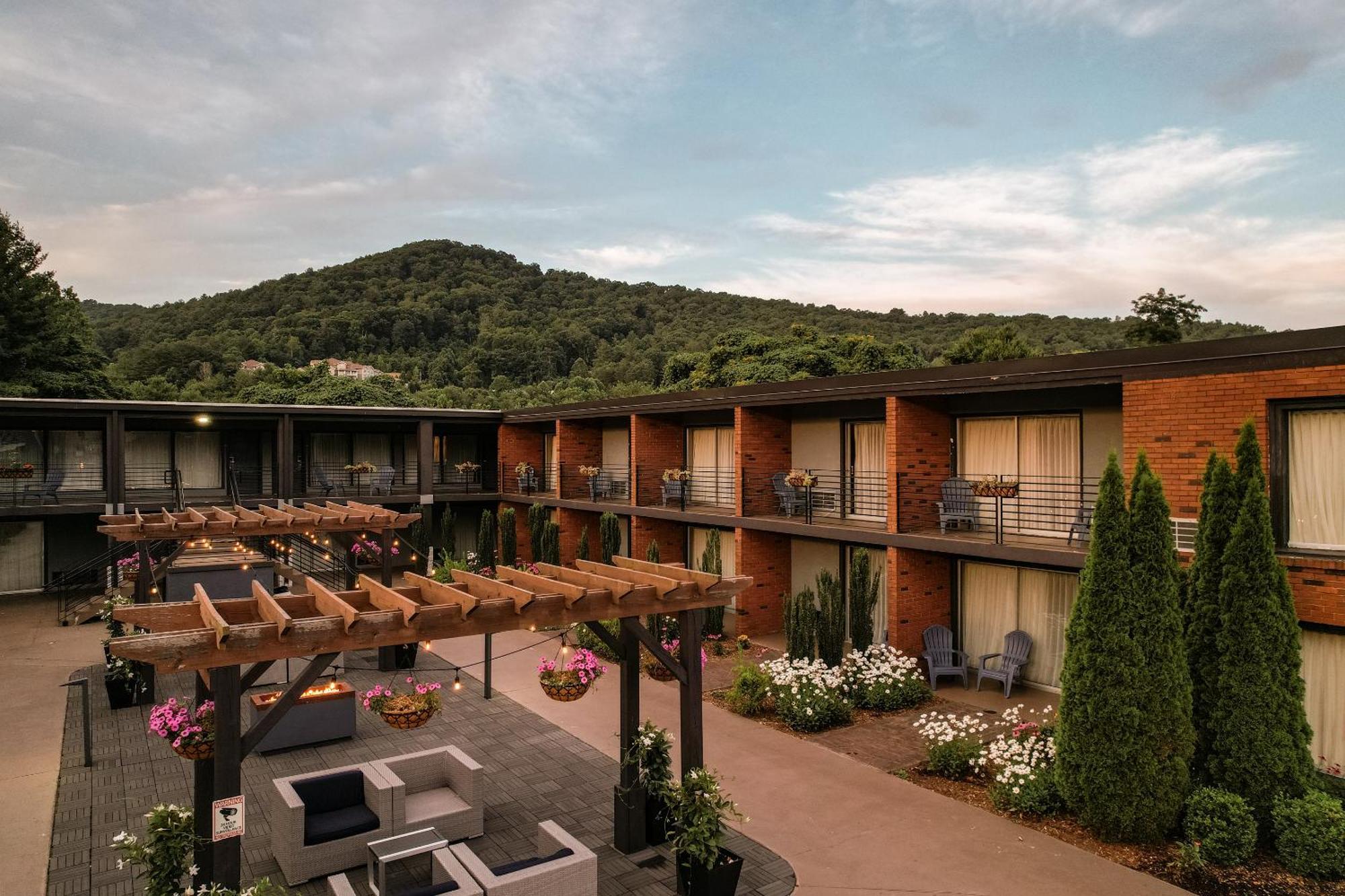 The Beaucatcher, A Boutique Motel Motel