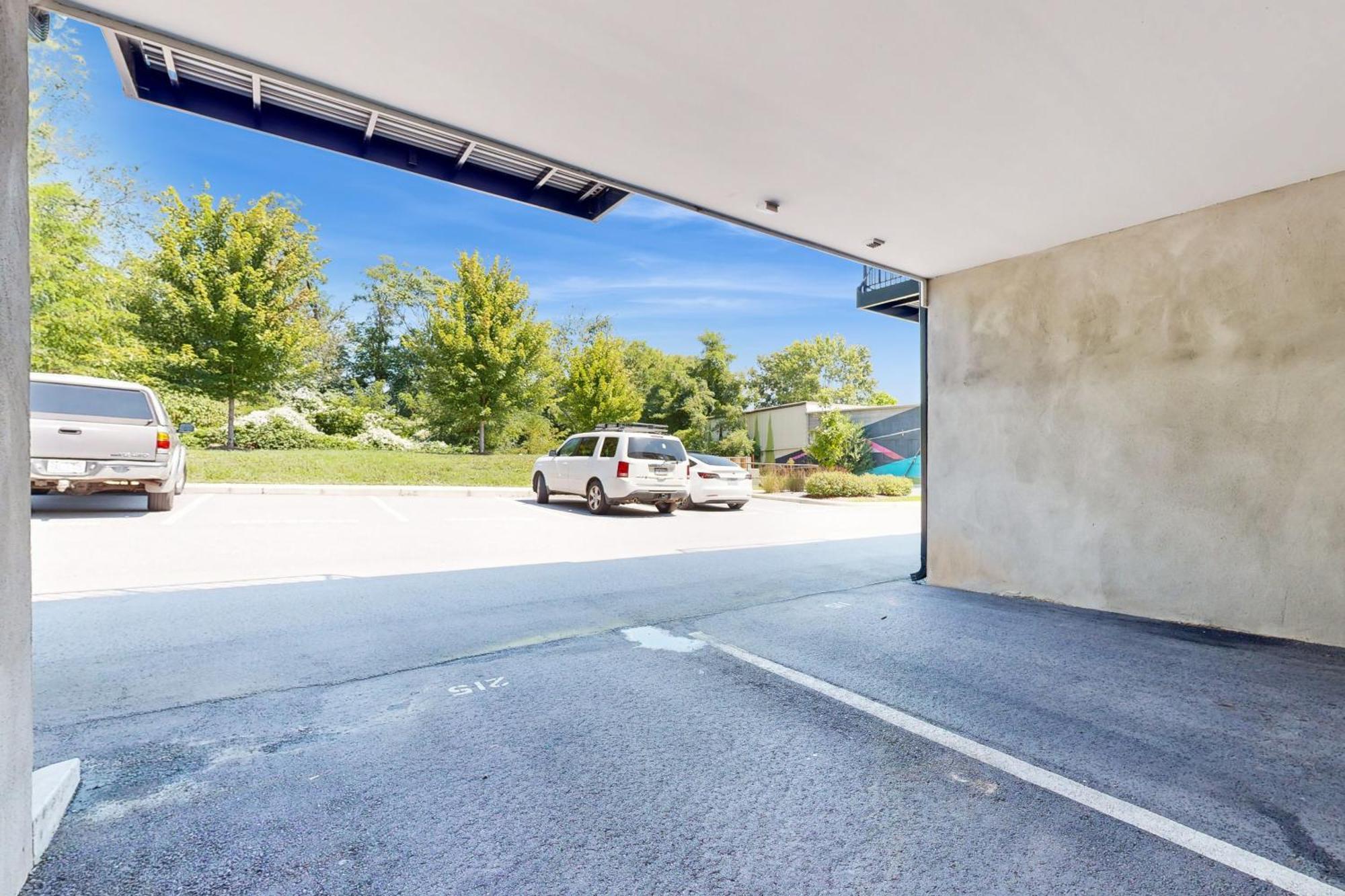 Apartment Haywood Chic Retreat Unit 215 *