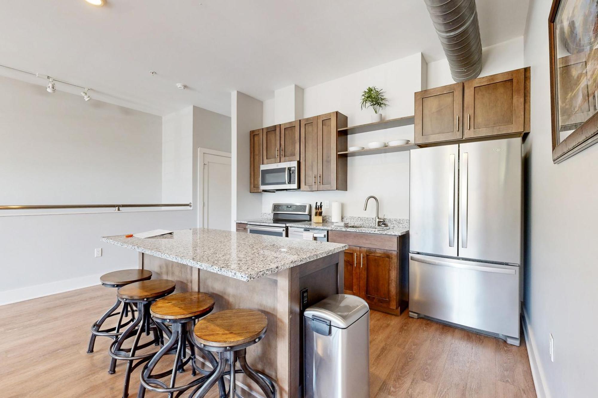 Apartment Haywood Chic Retreat Unit 215