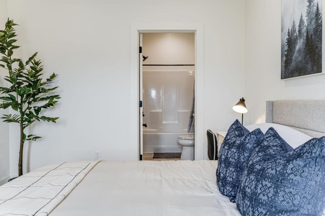 Cozy, Lux 1 Bed Home, Sunny Deck, Walk To Biltmore Village