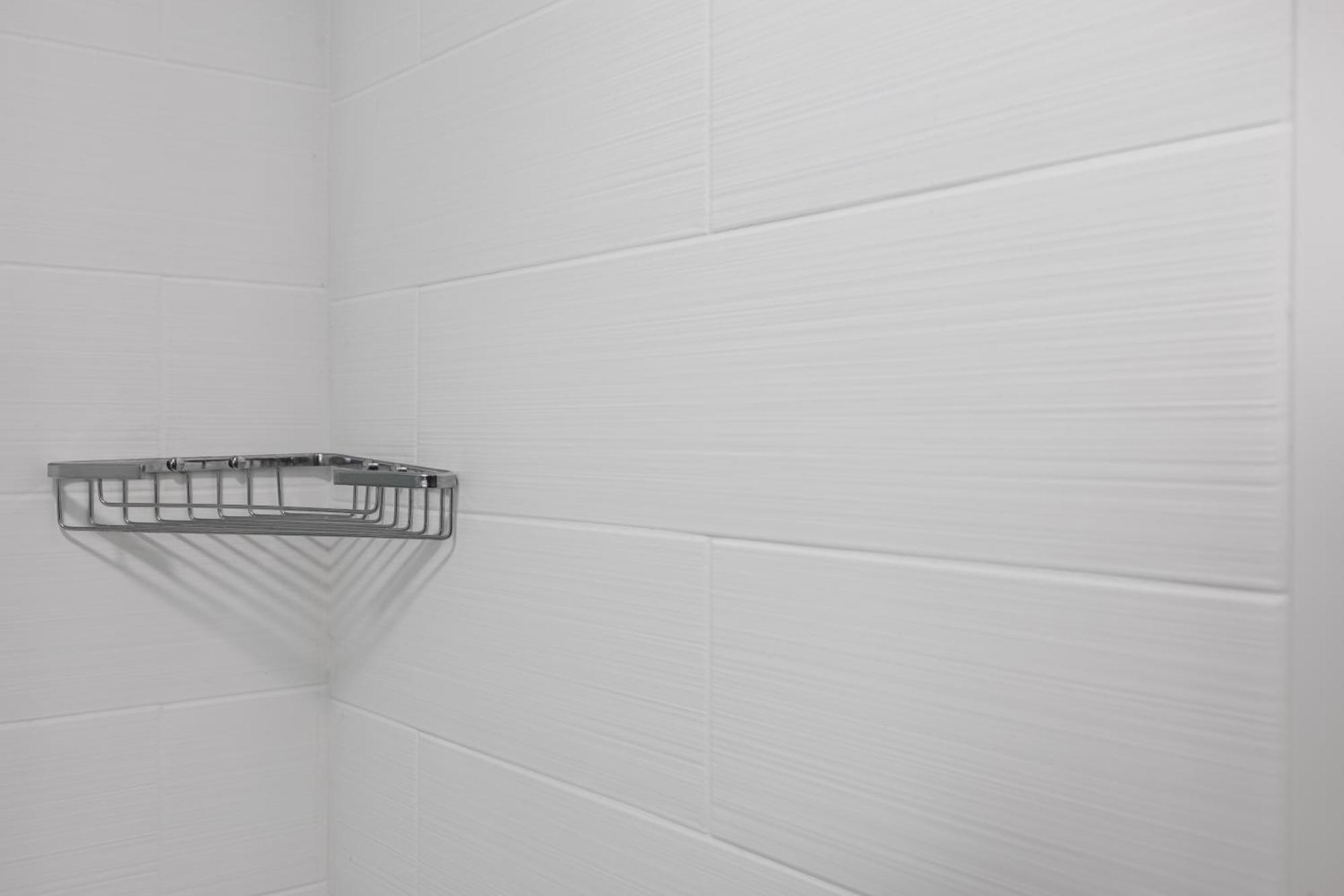 Hotel Rodeway & Near Outlet Mall -