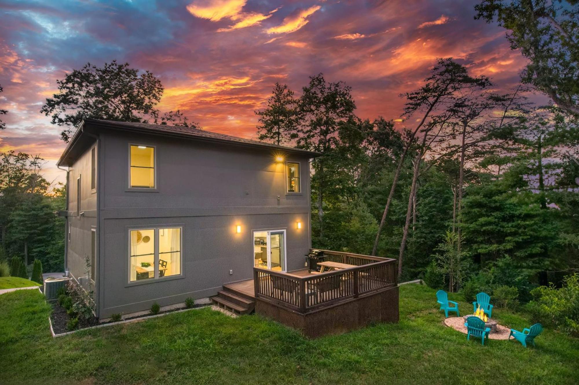 Holiday home Modern Escape By Avantstay Incredible Views Asheville