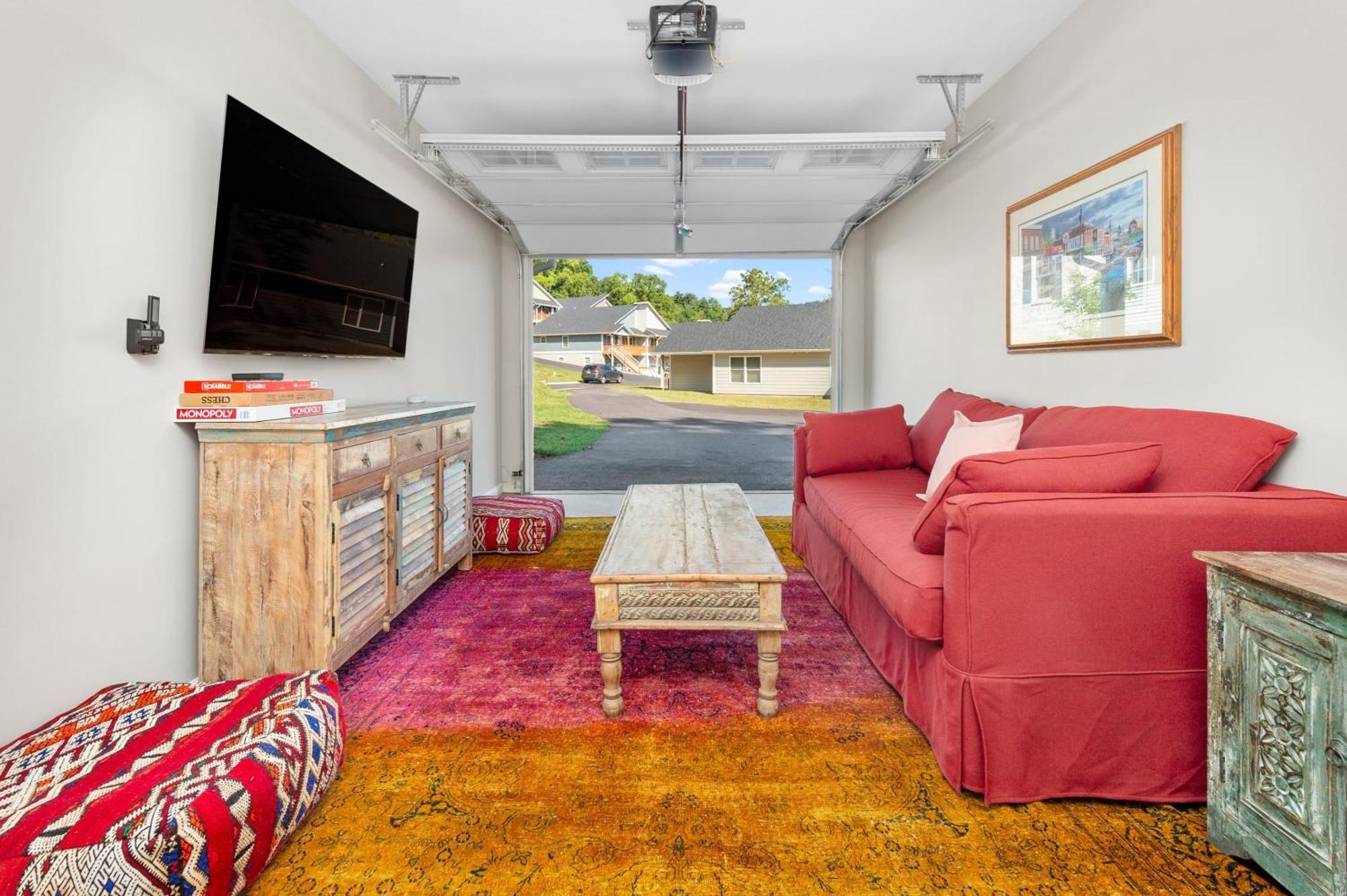 Holiday home Cherry Blossom By Avantstay 6 Min To Downtown Asheville