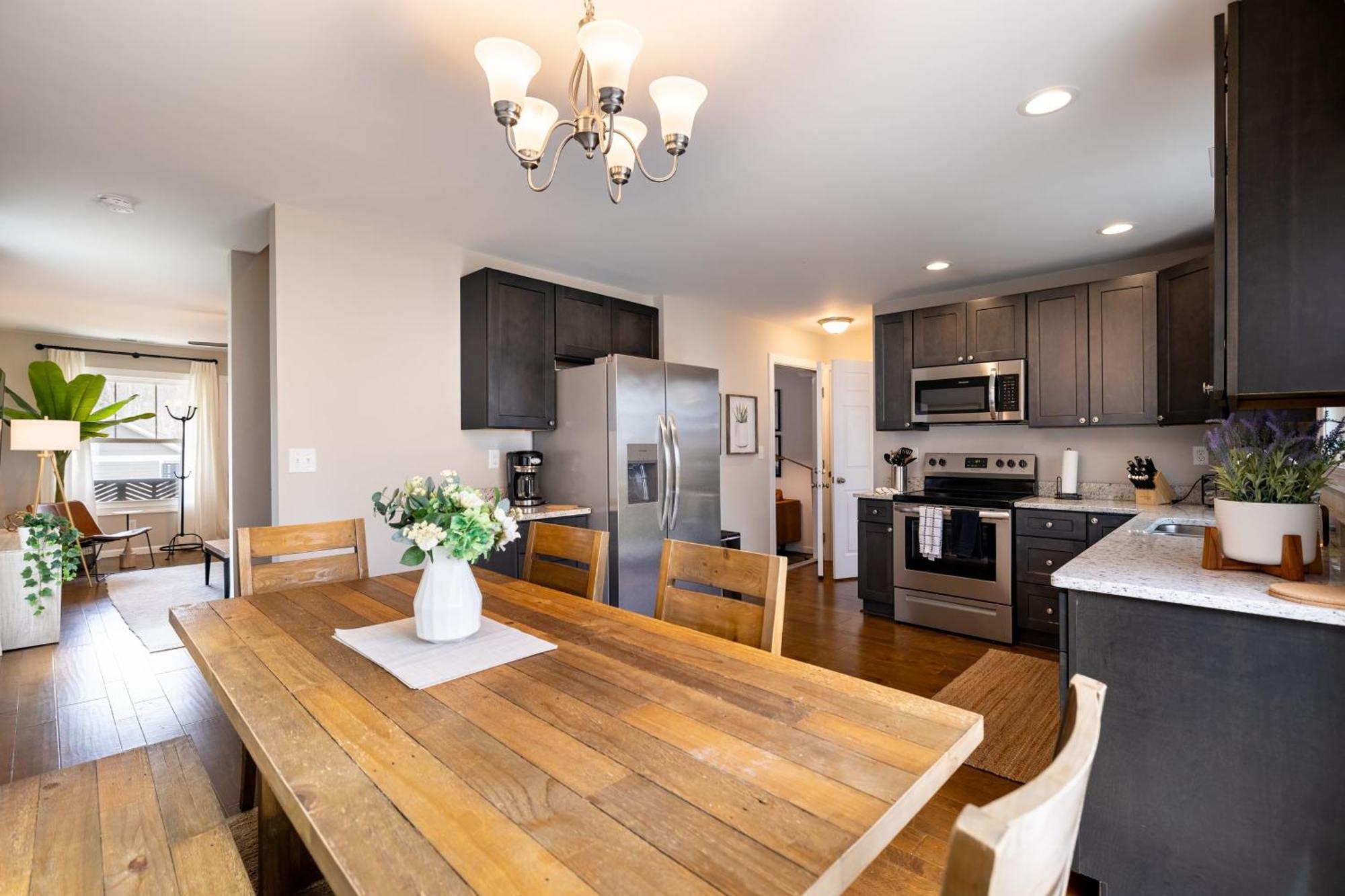 Holiday home Silver Maple By Avantstay Modern Stylish Haven