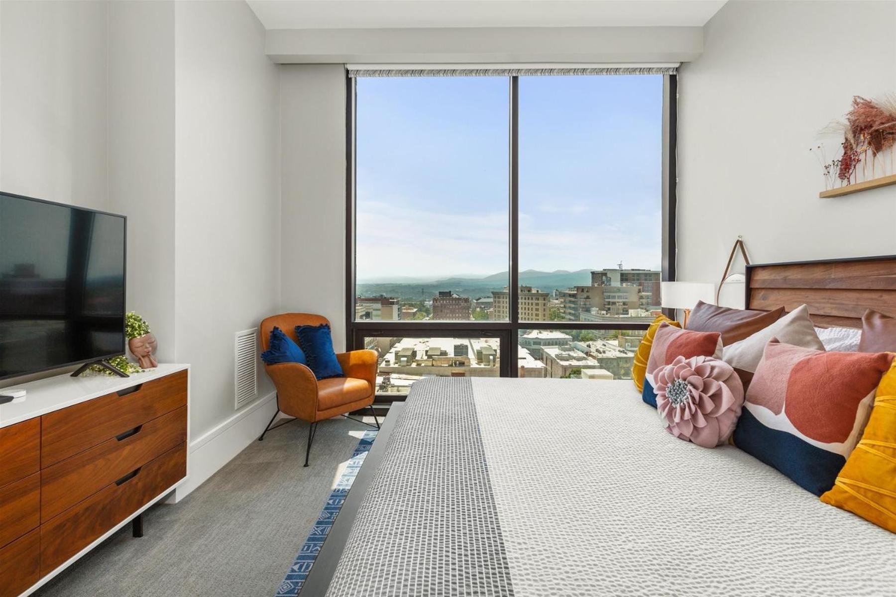 Mountain Serenity Apartment *