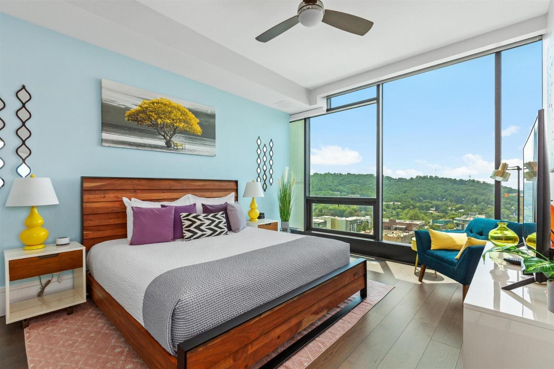 Endless Sunset Retreat: Luxury Downtown With Mountain Views * Asheville