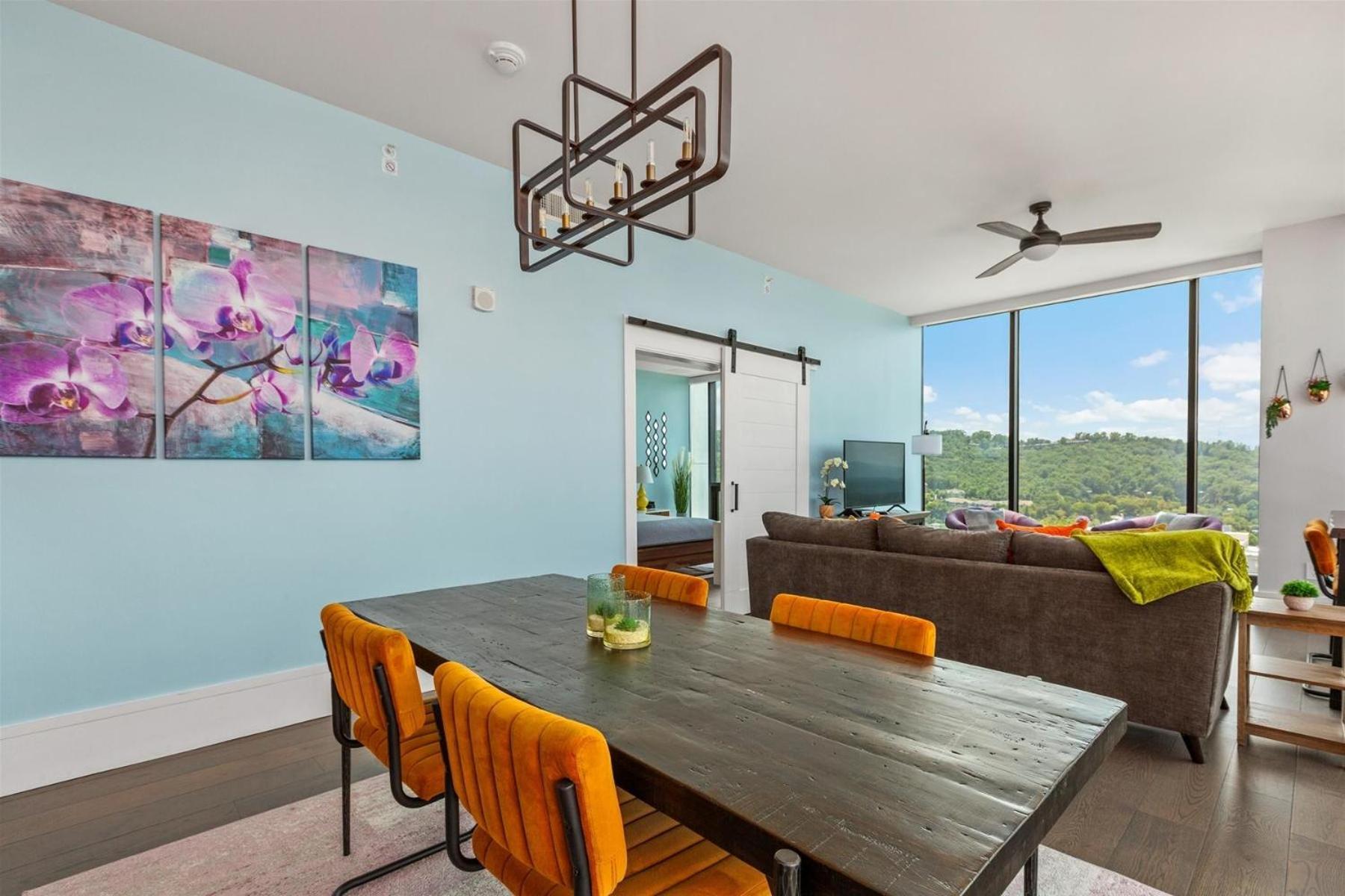 Endless Sunset Retreat: Luxury Downtown With Mountain Views Apartment Asheville