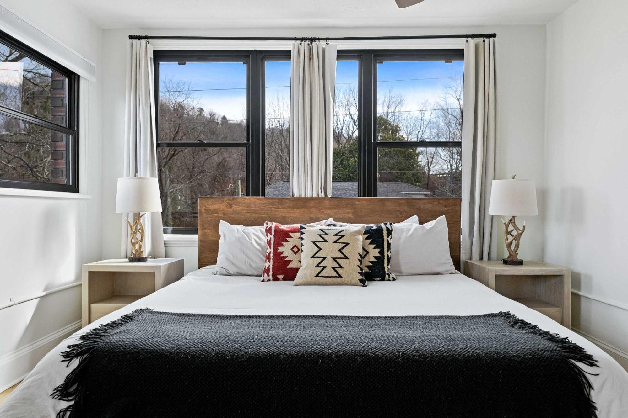 Kasa Downtown 3* Asheville