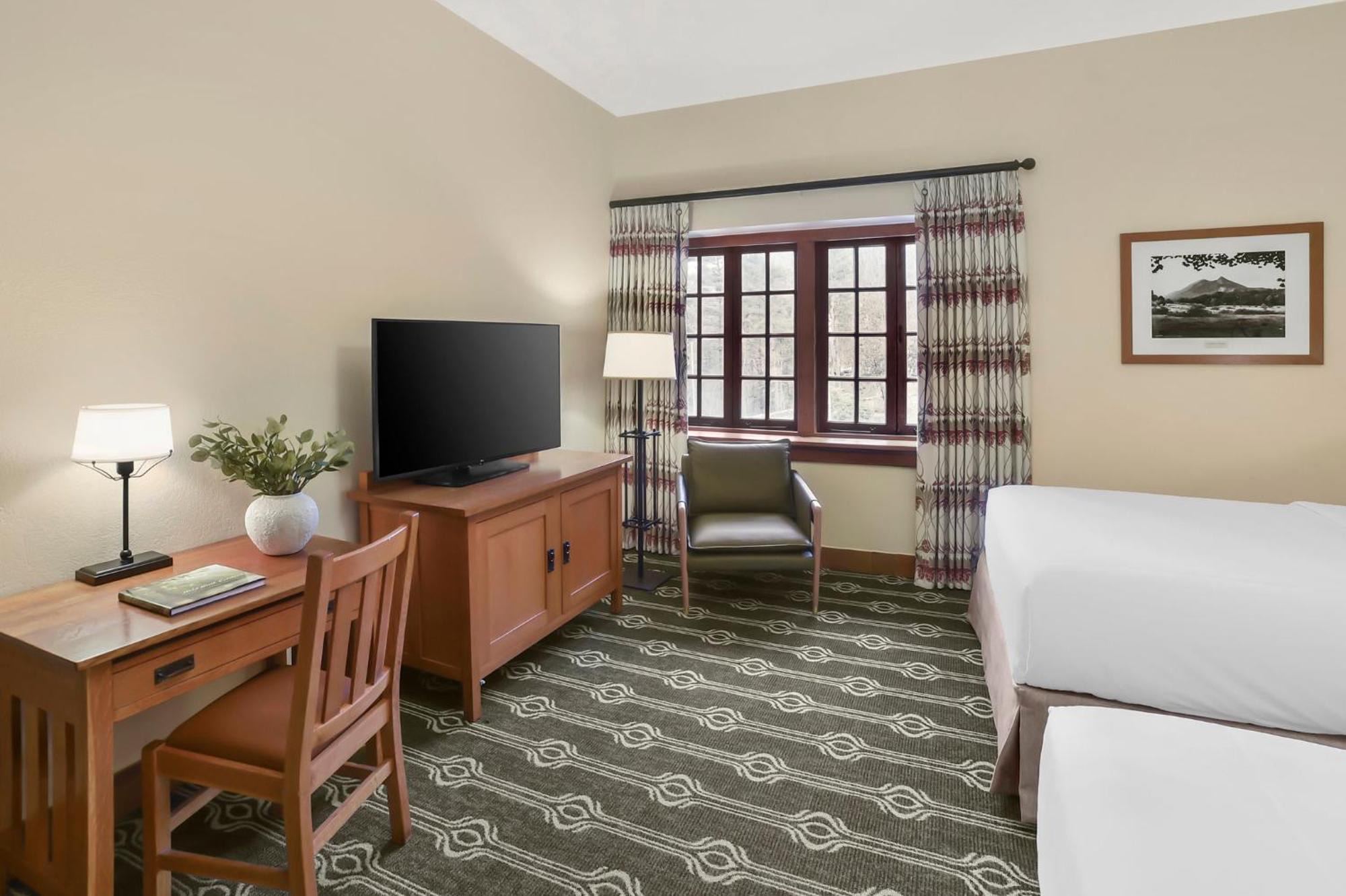 The Omni Grove Park & - Asheville