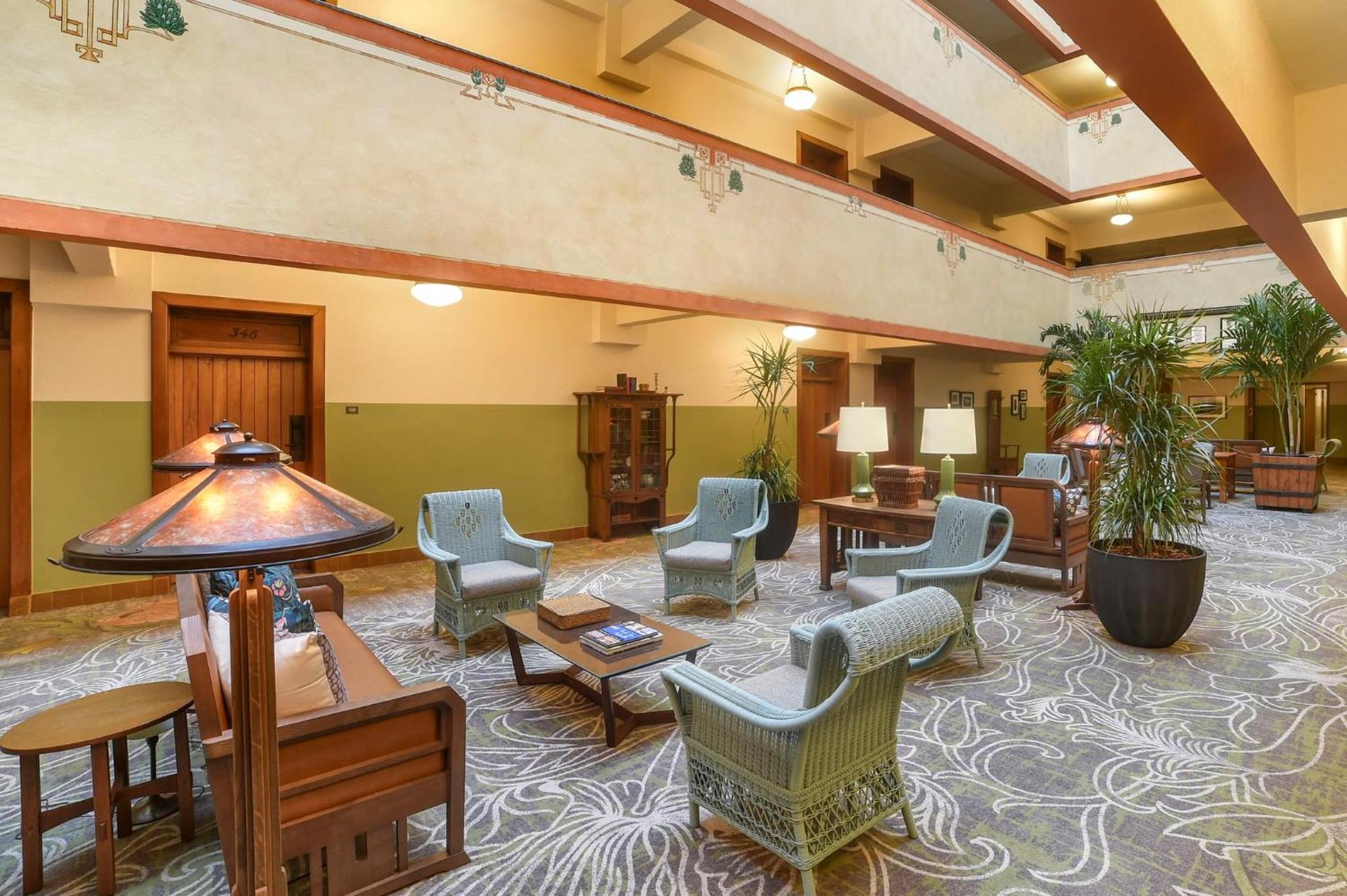 The Omni Grove Park & - Resort Asheville