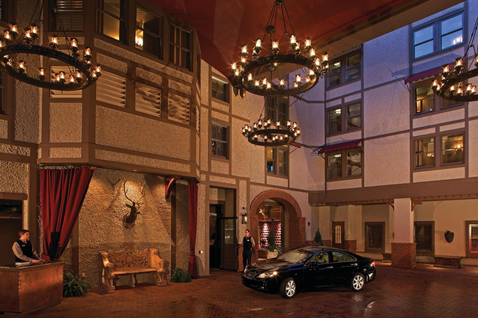 Grand Bohemian Asheville, Autograph Collection