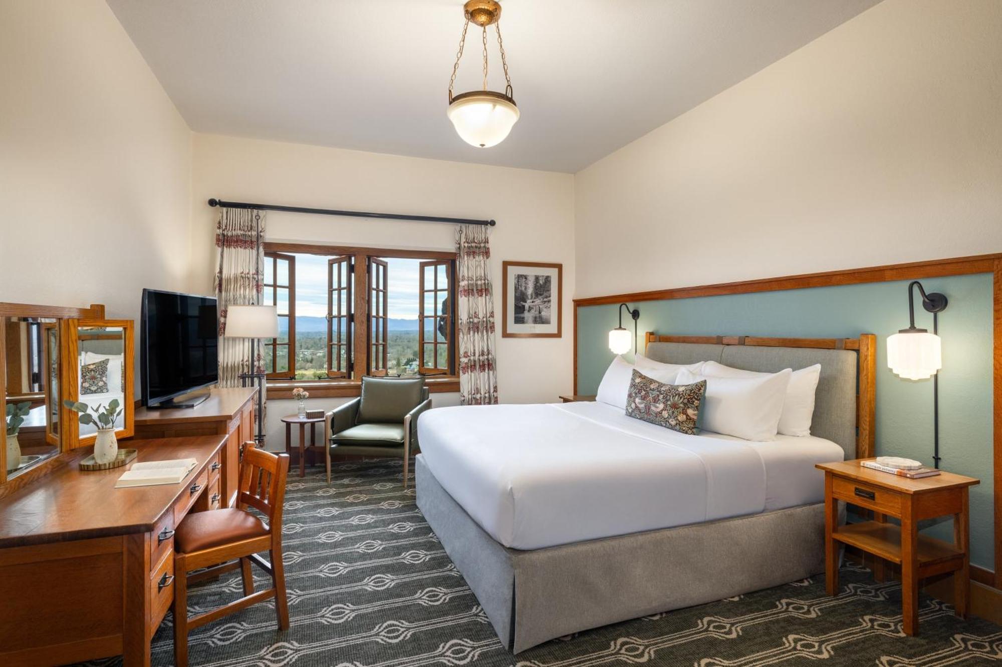 The Omni Grove Park & - Resort Asheville