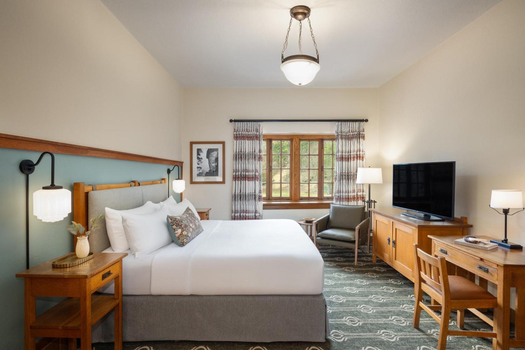 The Omni Grove Park & - 4*