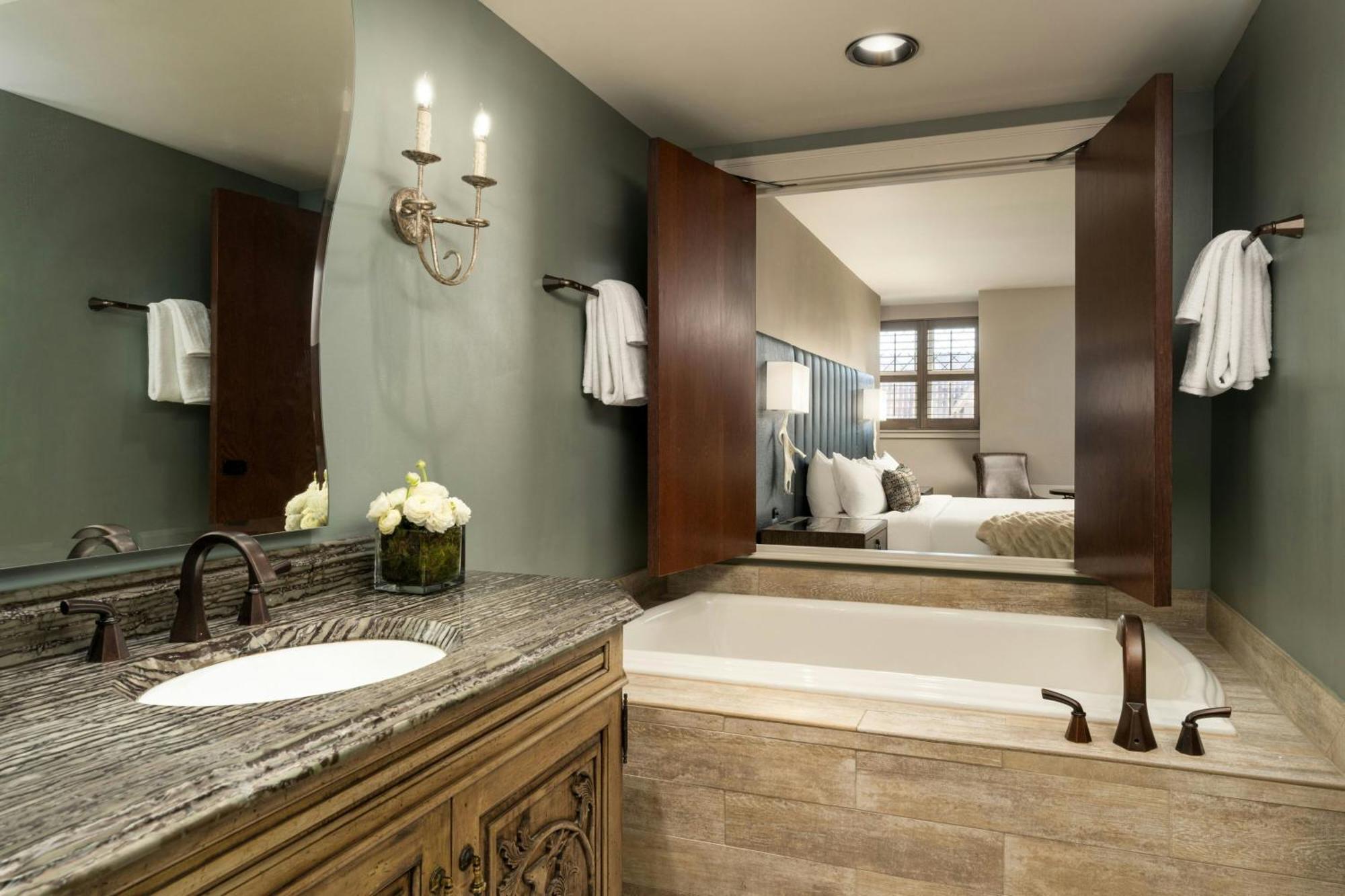 Grand Bohemian Asheville, Autograph Collection Hotel 4*