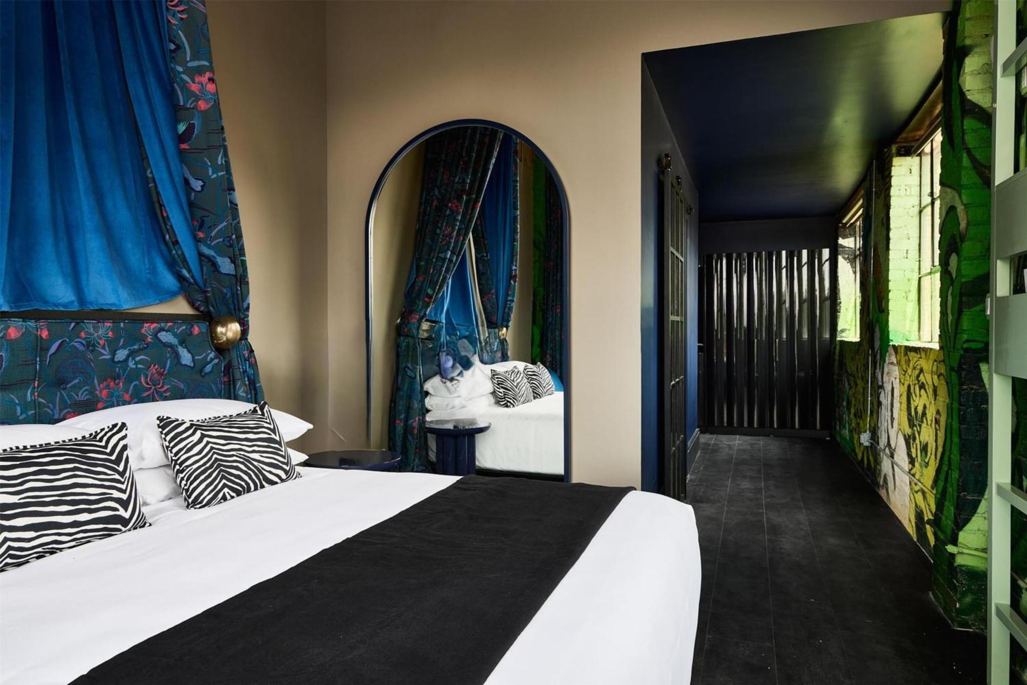 The Radical Asheville, Tapestry Collection By Hilton 4*